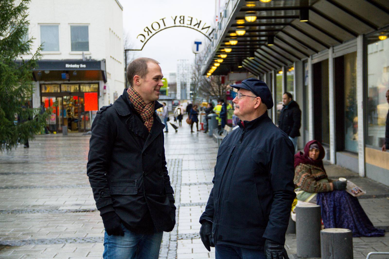 För den som jobbar med olika kulturer gäller det att kunna vara flexibel, säger EFK-pastorn Markus Sand, som har arbetat länge i Rinkeby Internationella församling. Här tillsammans med företrädaren Lars Mörling.