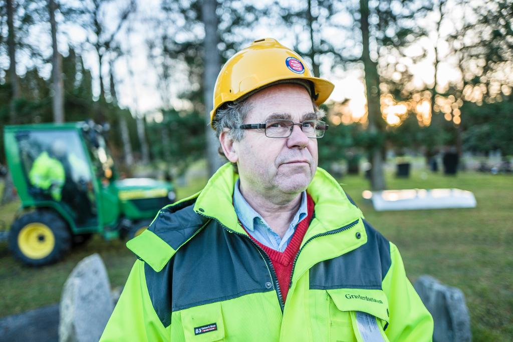 – Vi tilbyr forlengelse av graven for 5 år av gangen, men man kan også avtale lengre perioder. De fleste velger å forlenge 5 år, sier direktør i Gravferdsetaten, Stein Olav Hohle. 