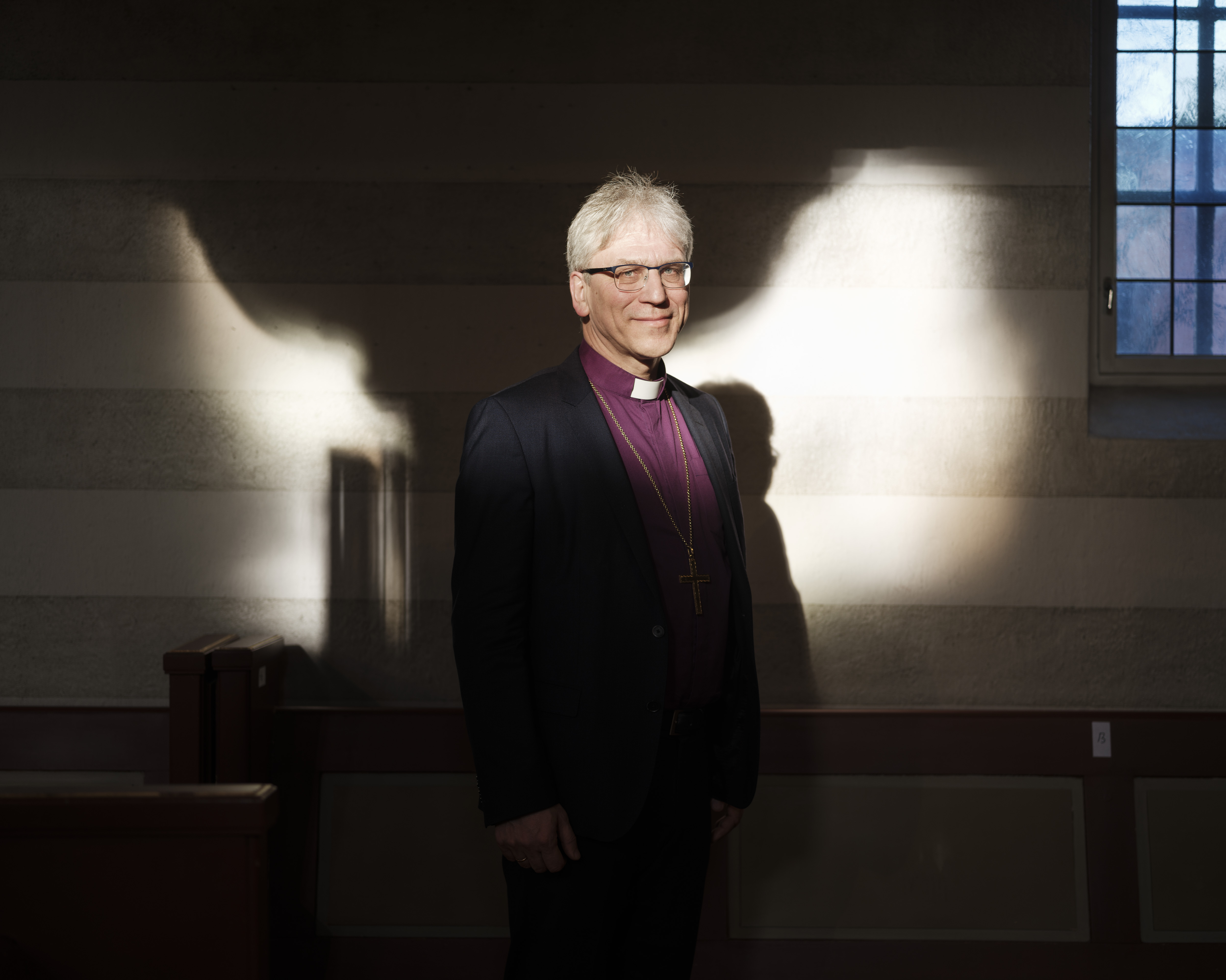 Kari Mangrud Alvsvåg presenteres som ny biskop i Borg. Fredrikstad domkirke.

Preses Olav Fykse Tveit
