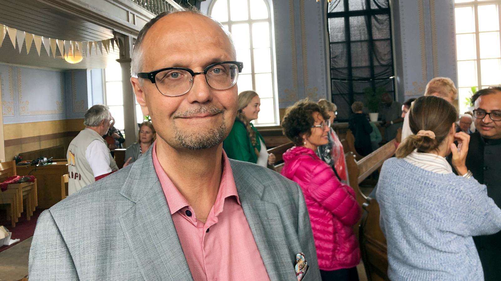 Ulf Bjereld, ordförande för Tro och Solidaritet efter seminariet i Vårdklockans kyrka i Visby.