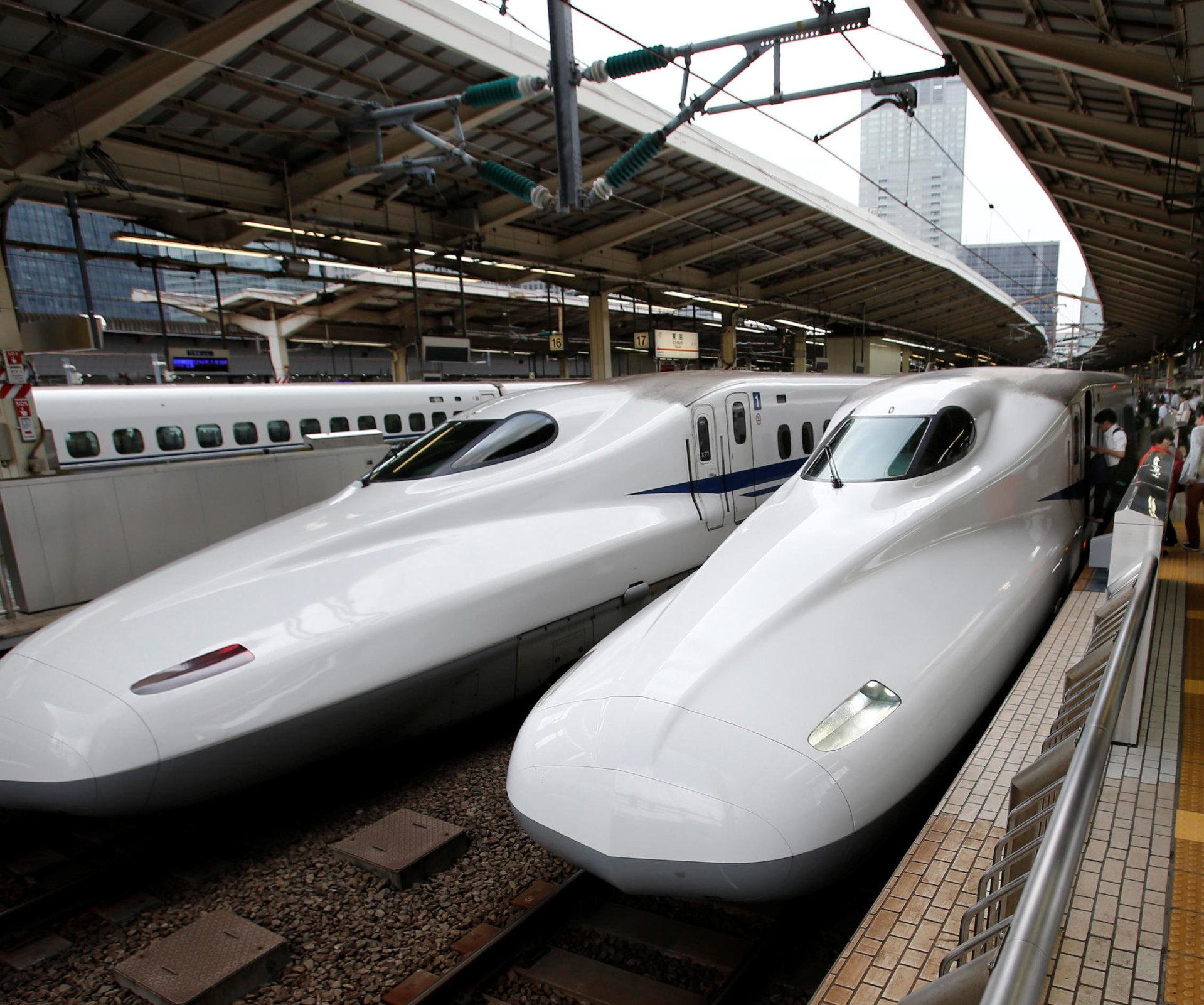 Ikke akkurat Østfoldbanen...  Japan trekkes fram som et forbilde av MDG. Togene som brukes der, slik som dette, innbyr ikke til forsinkelser.
