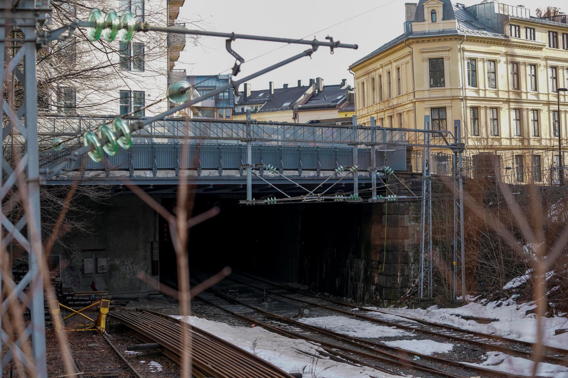 24. FEBRUAR: Høyspenning drepte en 15-åring i en tunnel på Filipstad. Kjæresten fra Drammen overlevde. Foto: NTB Scanpix