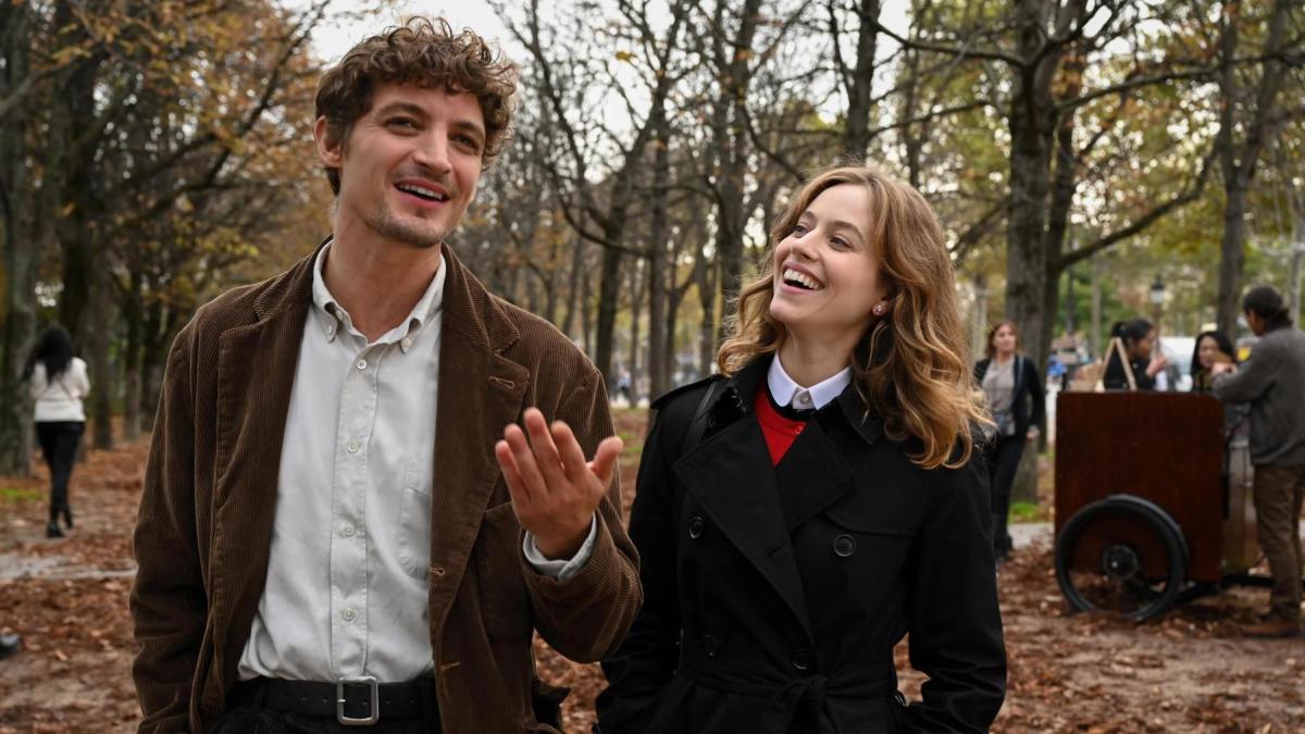 Fotograma de la película 'Golpe de suerte' con los actores Niels Schneider y Lou de Laâge.