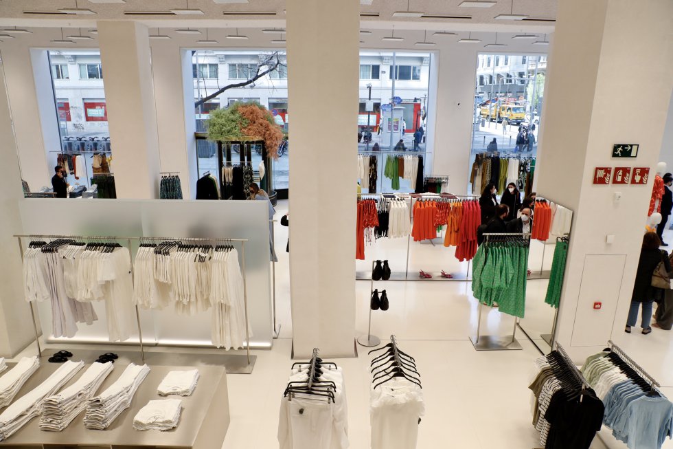 Zara Home: así es la nueva tienda de 1.000 m2 en la Plaza de España de  Madrid