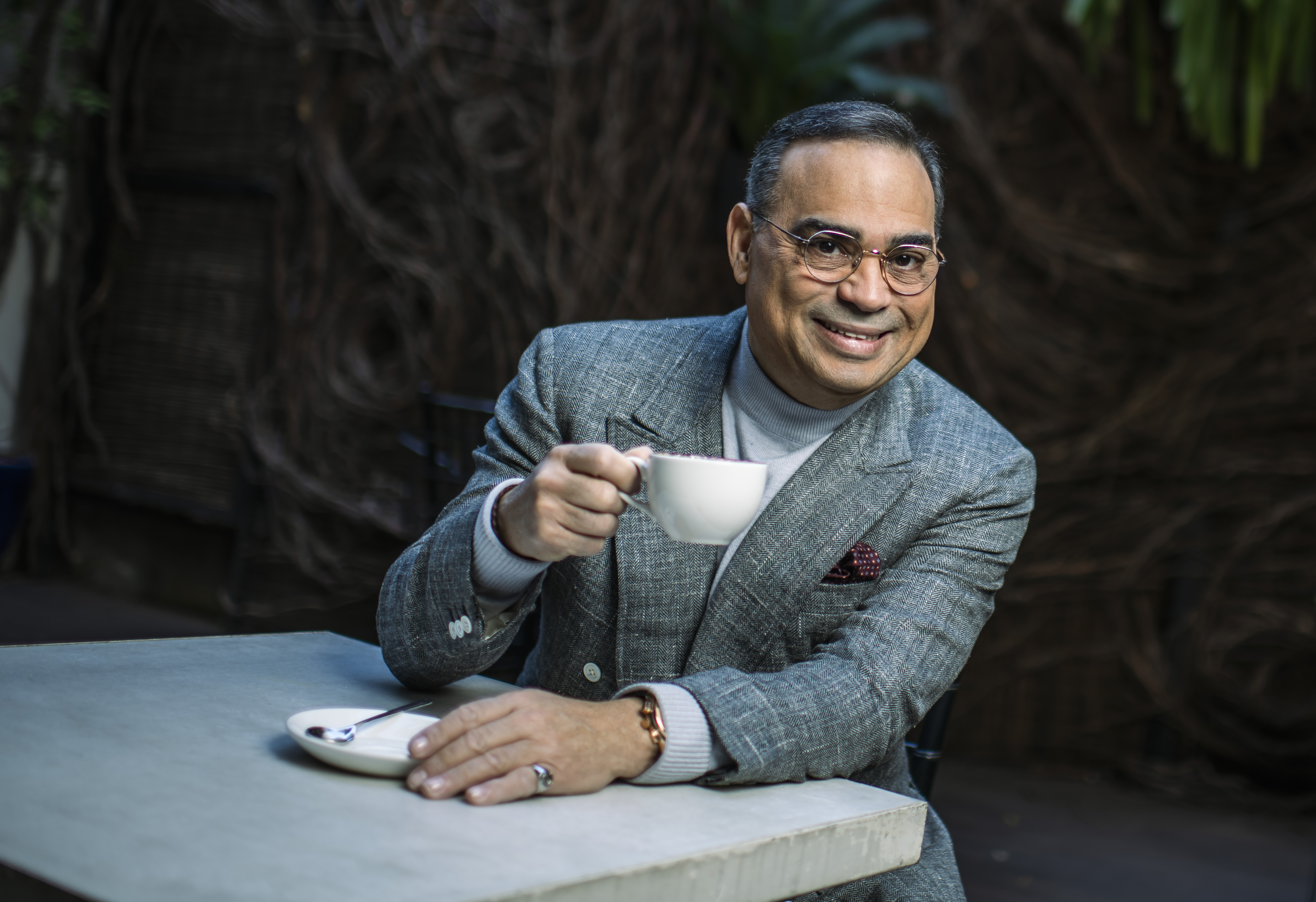Gilberto Santa Rosa: 'The Lord must have thought Puerto Rico was too small,  so He blessed it with talent' | Culture