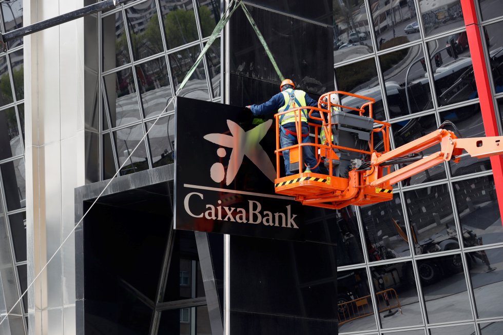 Fusión Caixa - Bankia: De KIO a las torres negras de Diagonal, las