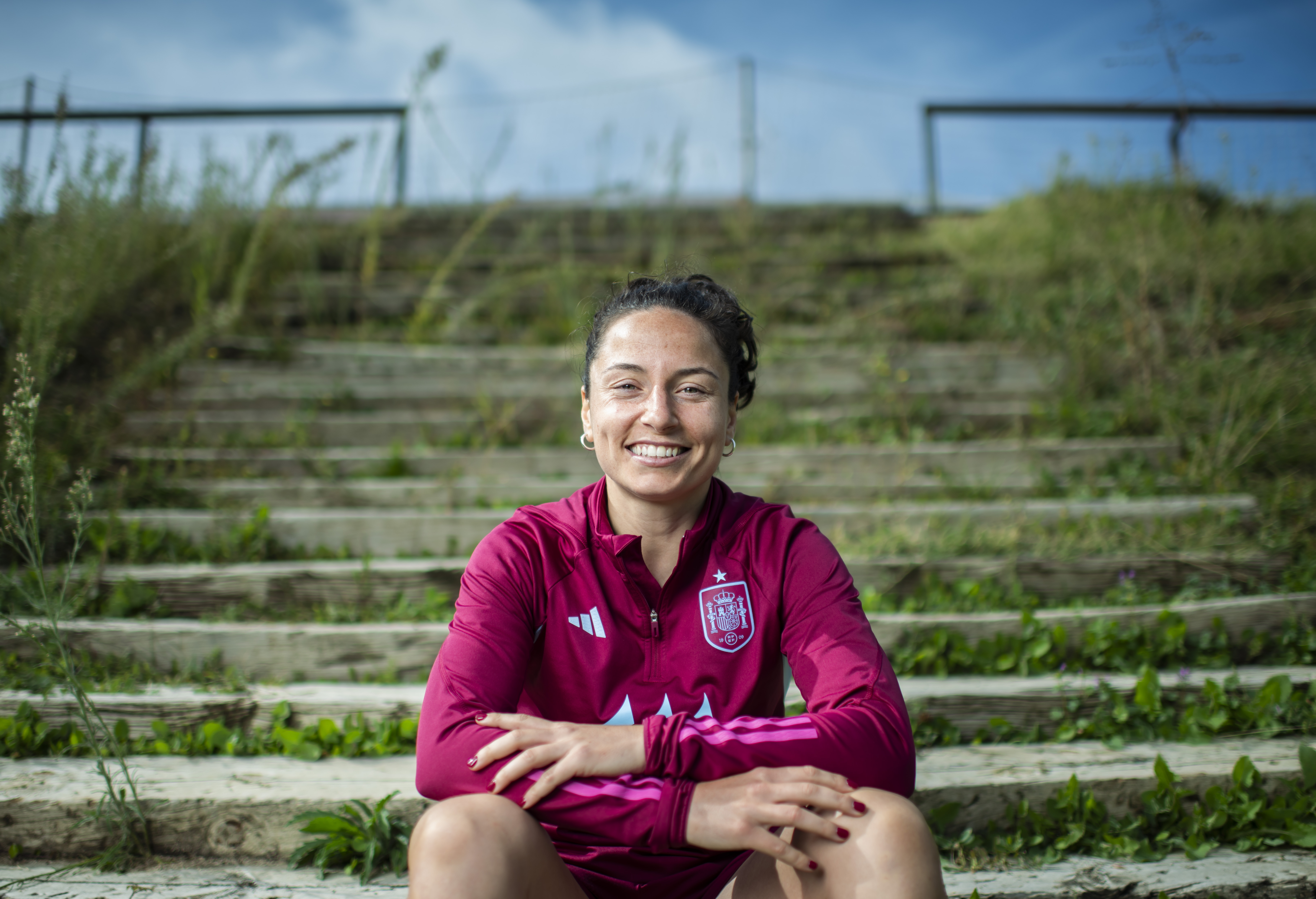 Ivana Andrés, jugadora de la selección española de fútbol, en los campos de Las Rozas.