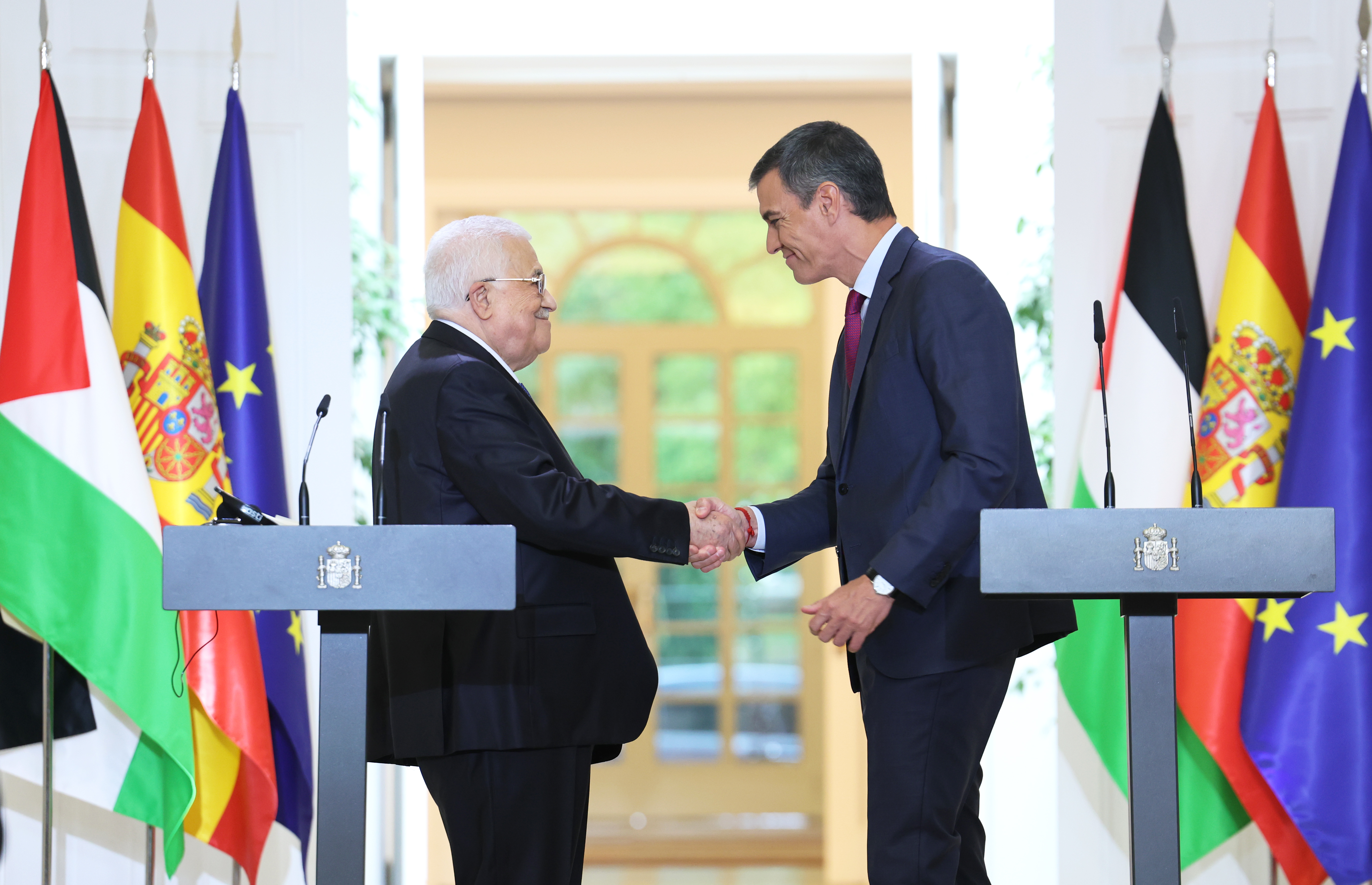 Mahmud Abás y Pedro Sánchez, este jueves en La Moncloa. 