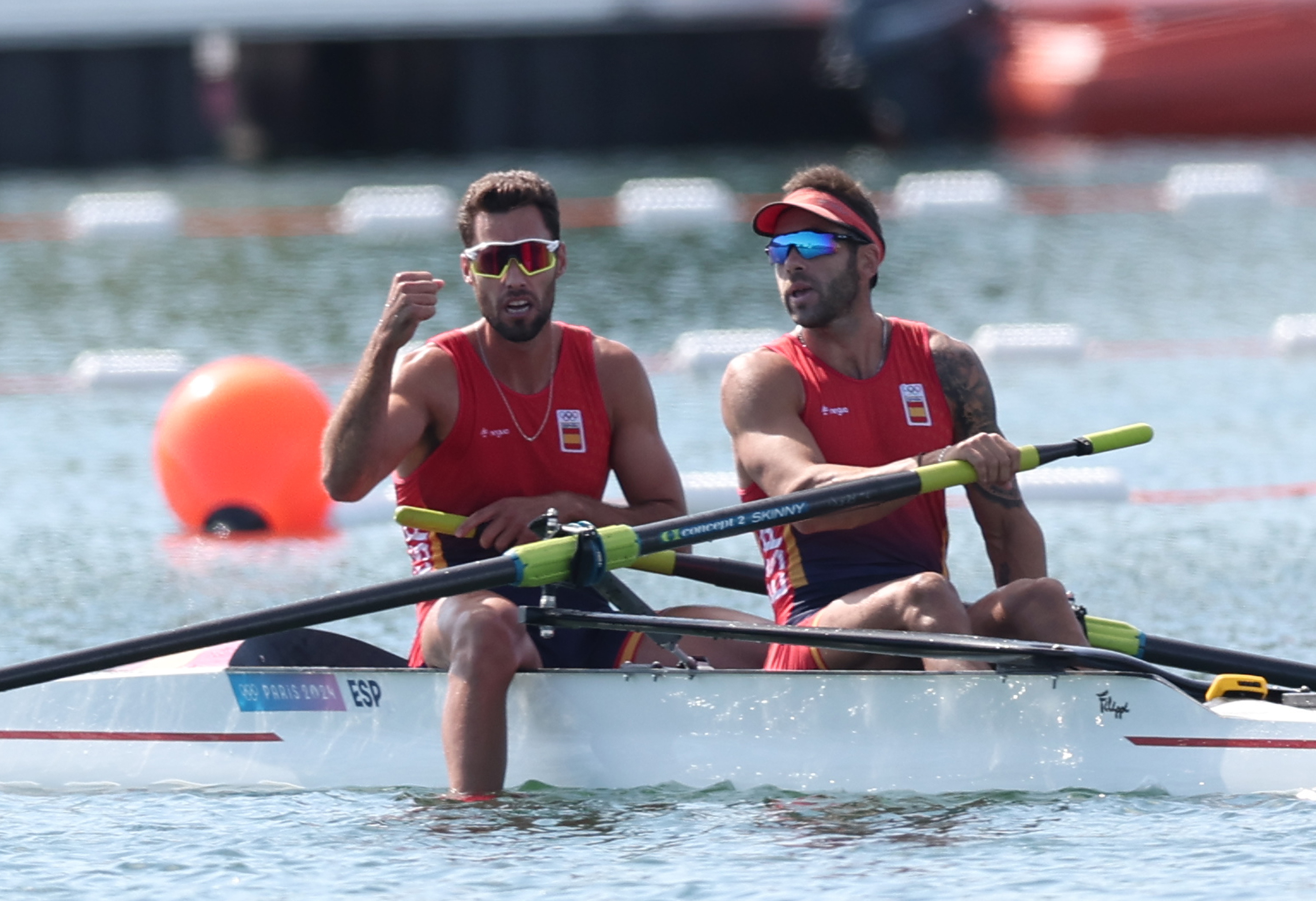 Vaires-sur-marne (France), 28/07/2024.- Jaime Canalejo Pazos and Javier Garcia Ordonez of Spain compete in the Men Pair heats race of the Rowing competitions in the Paris 2024 Olympic Games, at the Vaires-sur-Marne Nautical Stadium in Vaires-sur-Marne, France, 28 July 2024. (Francia, España) EFE/EPA/ALI HAIDER
