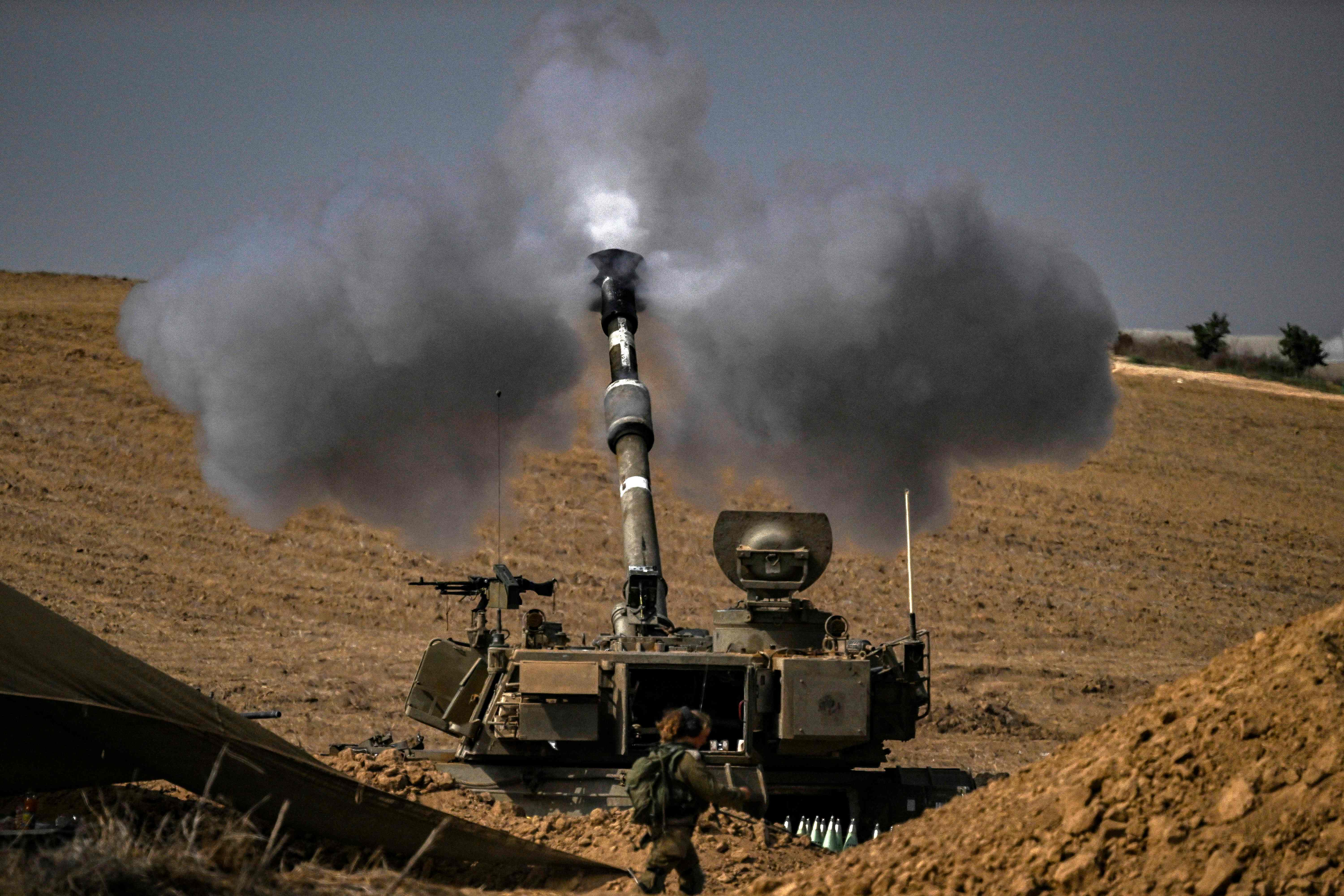 Israel inicia una segunda fase “larga y difícil” de la guerra para atacar en el interior de Gaza