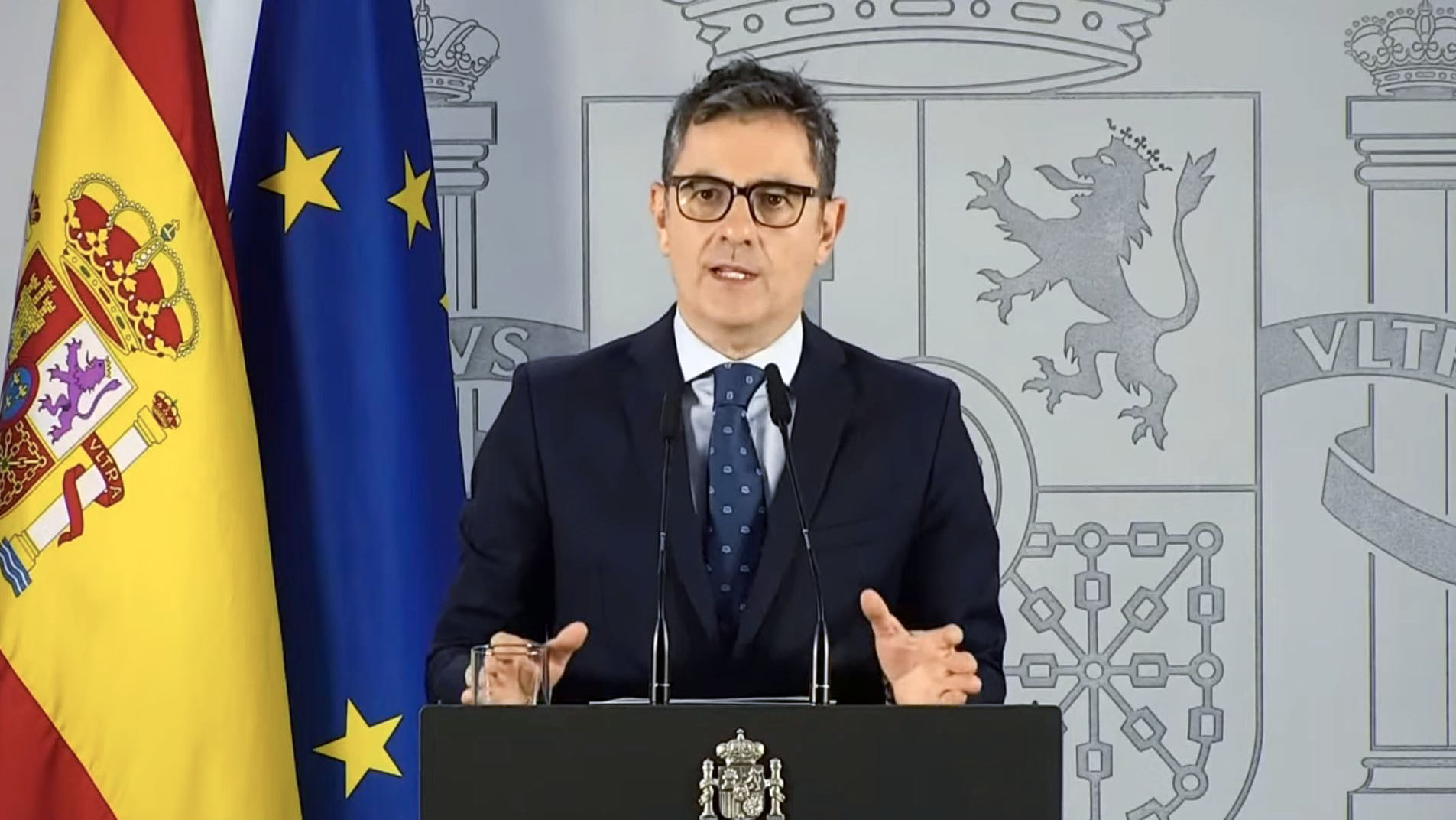 Captura de la señal institucional de Bolaños en su comparecencia tras la condena al fiscal general.