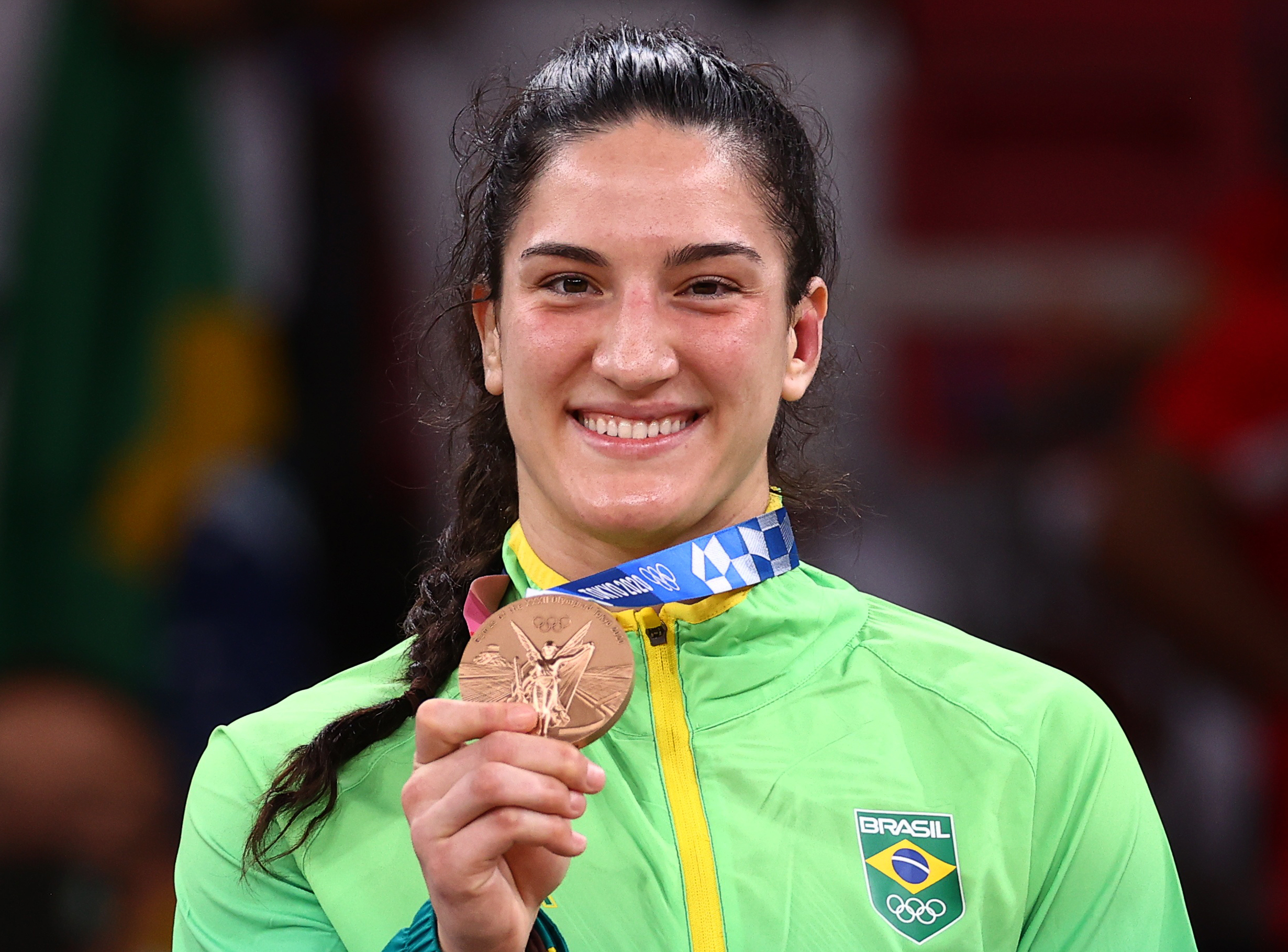 Medalhistas Mayra Aguiar e Daniel Cargnin voltam a Porto Alegre e