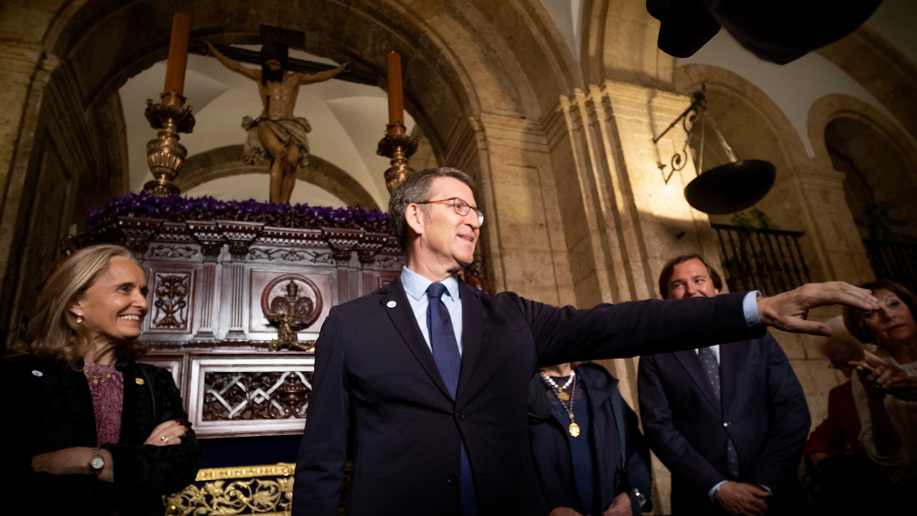 El PP asume el error de la telepredicadora en un mitin con Feijóo, pero se  reafirma en el acercamiento a la Iglesia evangélica | España | EL PAÍS