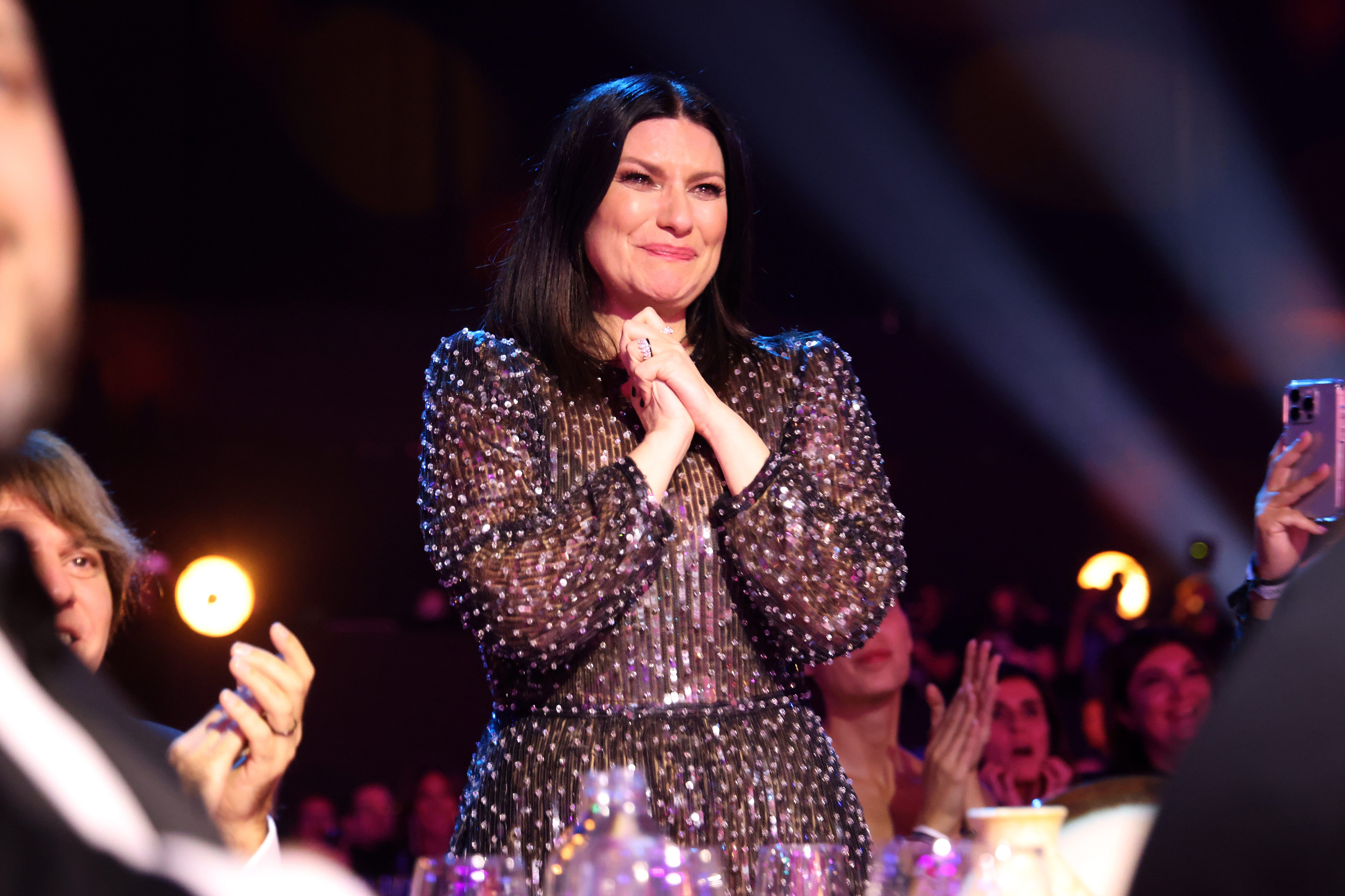 Las lágrimas de Laura Pausini inundan los Grammy Latinos de Sevilla