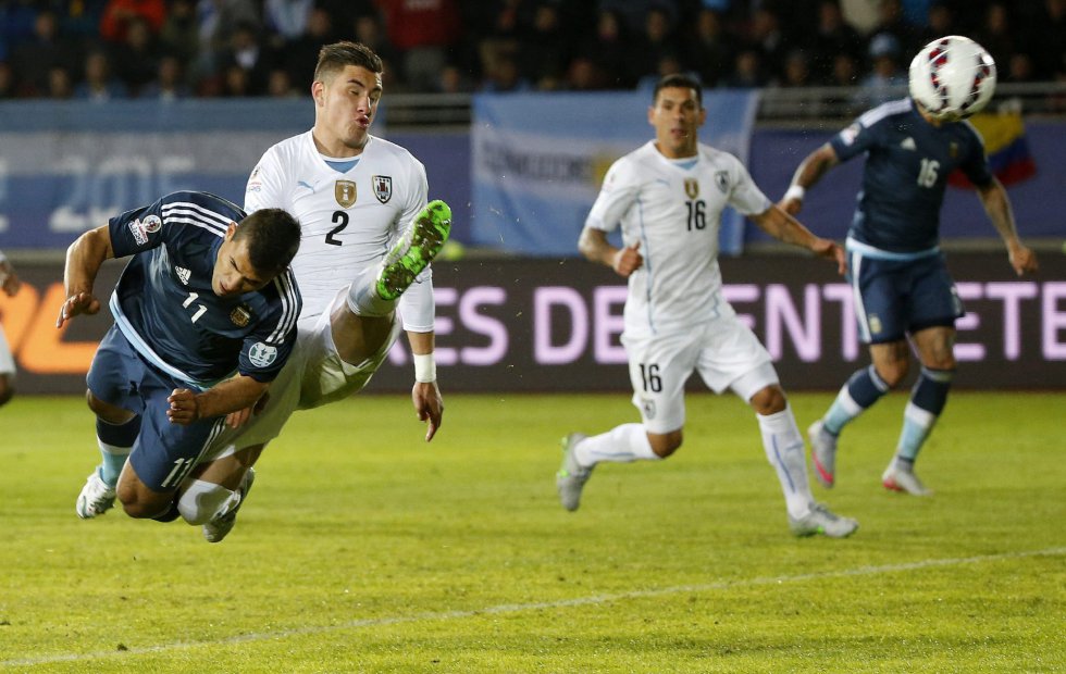 Perfil de la Selección de Uruguay para la Copa América 2015, Fútbol, Deportes