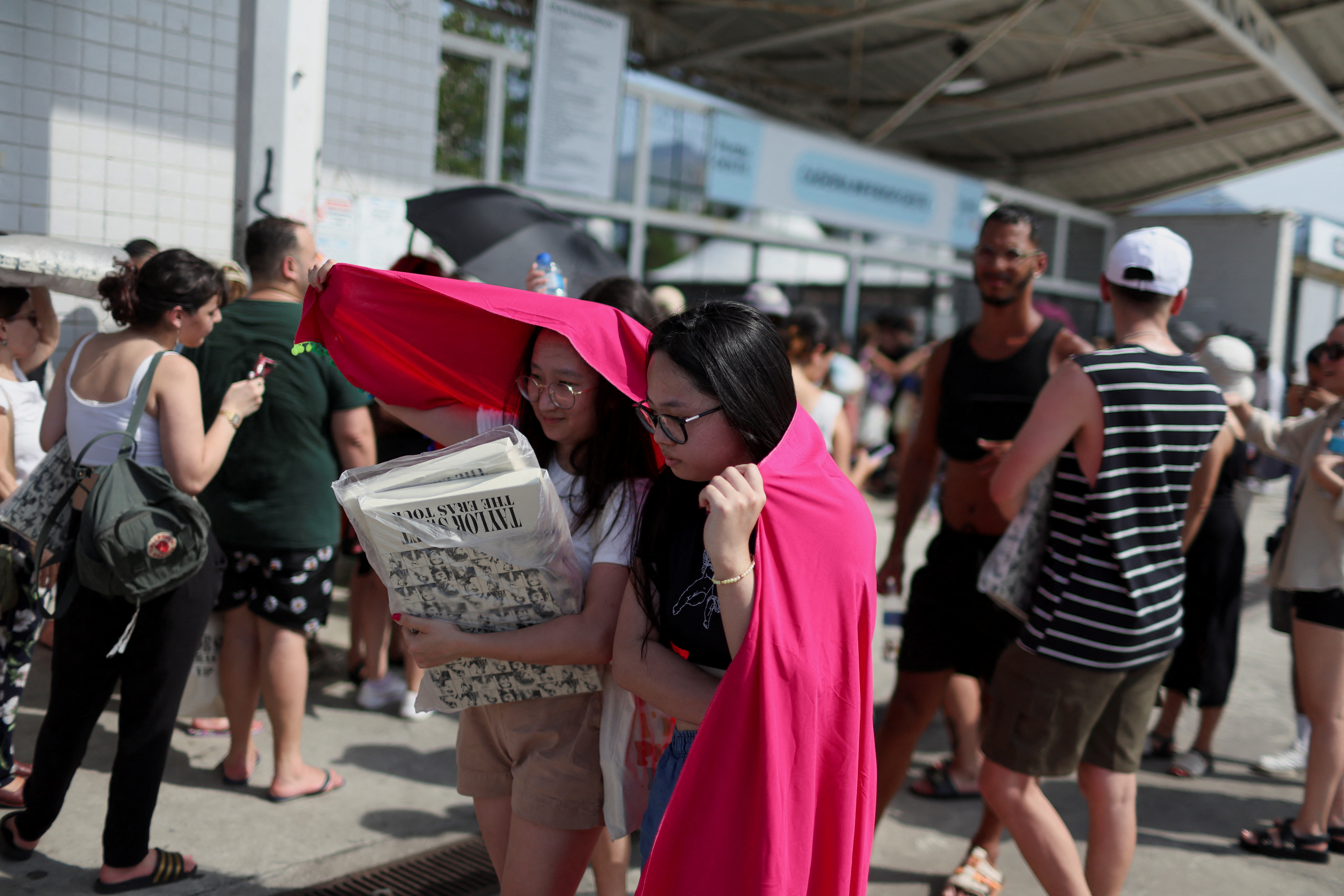 Muere una mujer en el concierto de Taylor Swift de Río de Janeiro debido al calor extremo