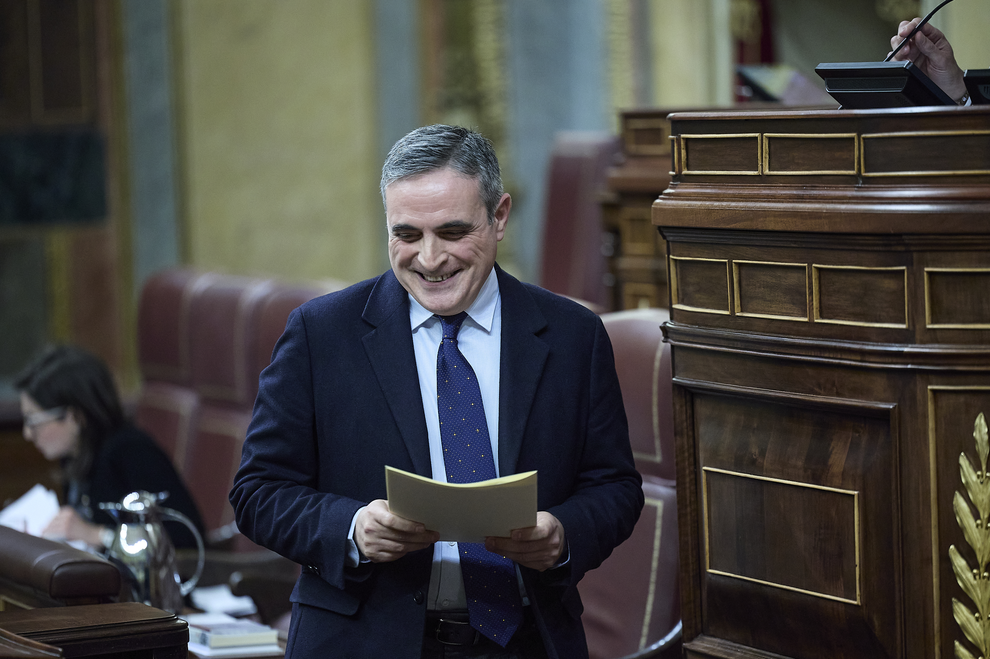 El diputado del PP José Vicente Marí durante una sesión plenaria, en el Congreso de los Diputados, a 26 de febrero de 2026, en Madrid (España). El Pleno del Congreso vota hoy la derogación o convalidación del decreto ley que prorroga el llamado 'escudo social' que incluye la moratoria antidesahucios, y de nuevo el PP, Vox y Junts han anunciado su voto en contra del texto que ya fue rechazado hace semanas en la Cámara Baja cuando el texto incluía también la revalorización de las pensiones, medida que hoy se presenta en la cámara por separado del resto del escudo social y previsiblemente si saldrá adelante.
26 FEBRERO 2026
Jesús Hellín   / Europa Press
26/02/2026