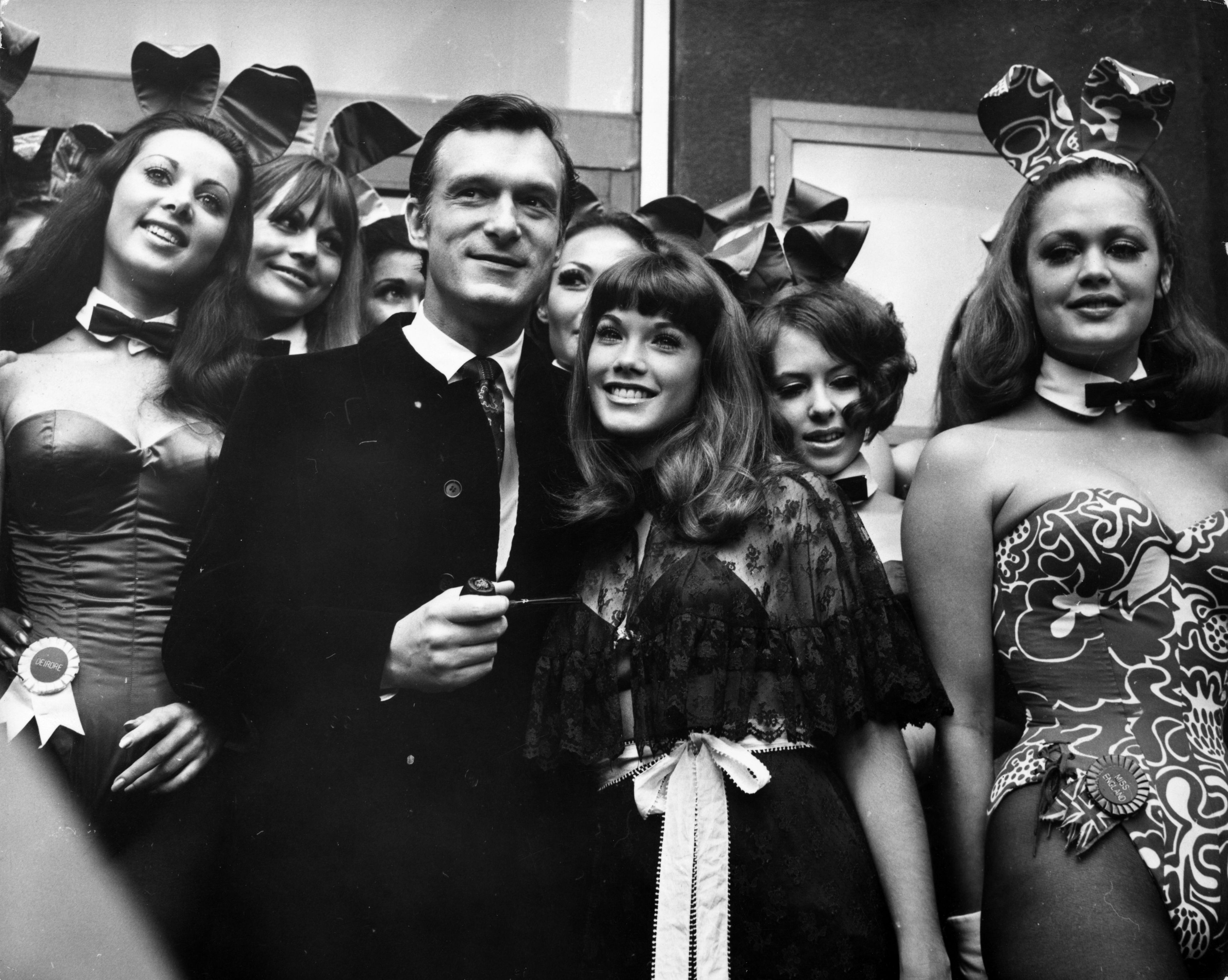 Sedantes para aguantar tantas orgías y sexo animal en la mansión Playboy un documental relata los abusos de Hugh Hefner ICON EL PAÍS