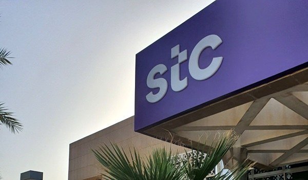 El Gobierno velará por la “autonomía estratégica” de Telefónica tras la compra del 9,9% por el grupo saudí STC