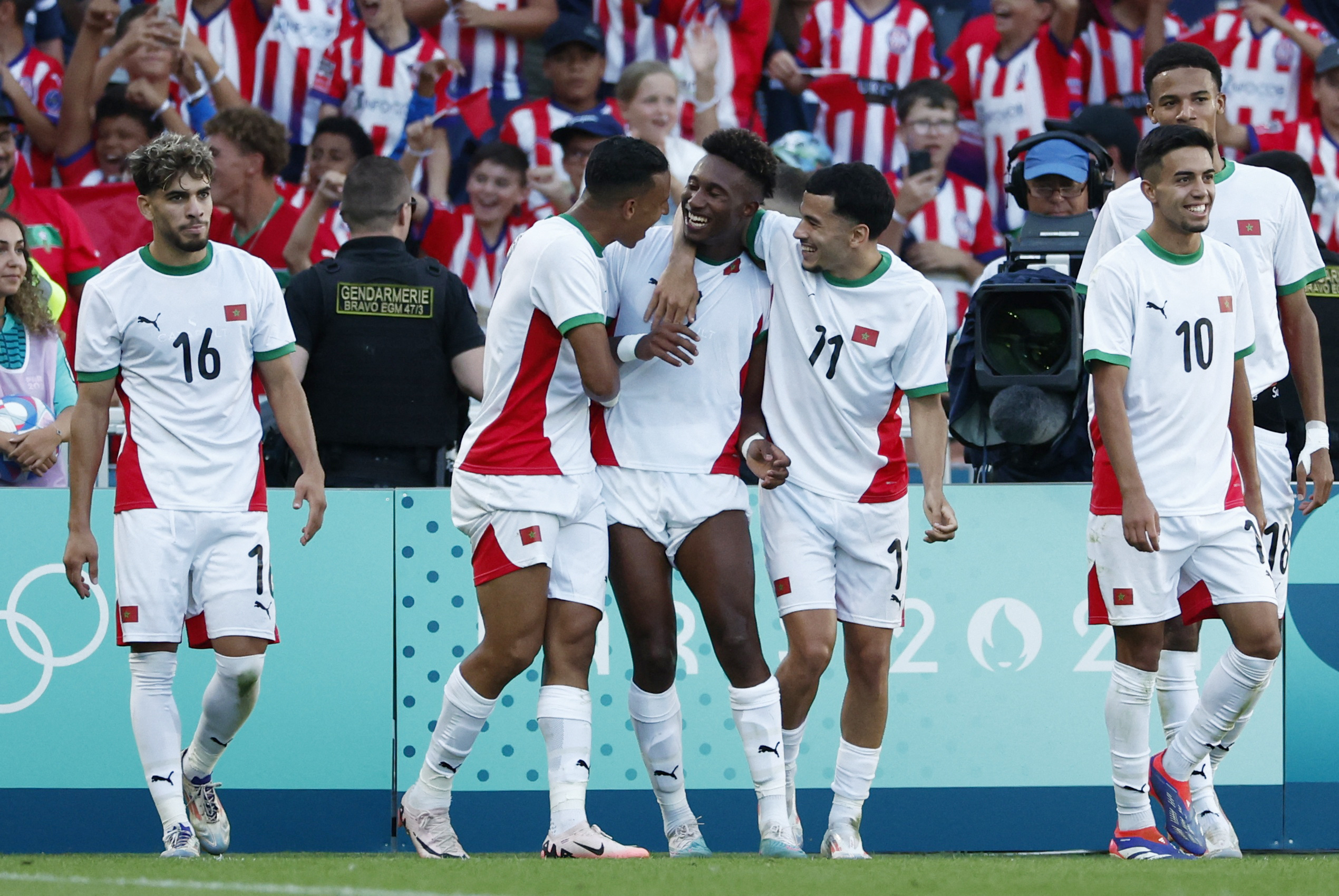 Los jugadores de Marruecos celebran el quinto gol ante Egipto. 