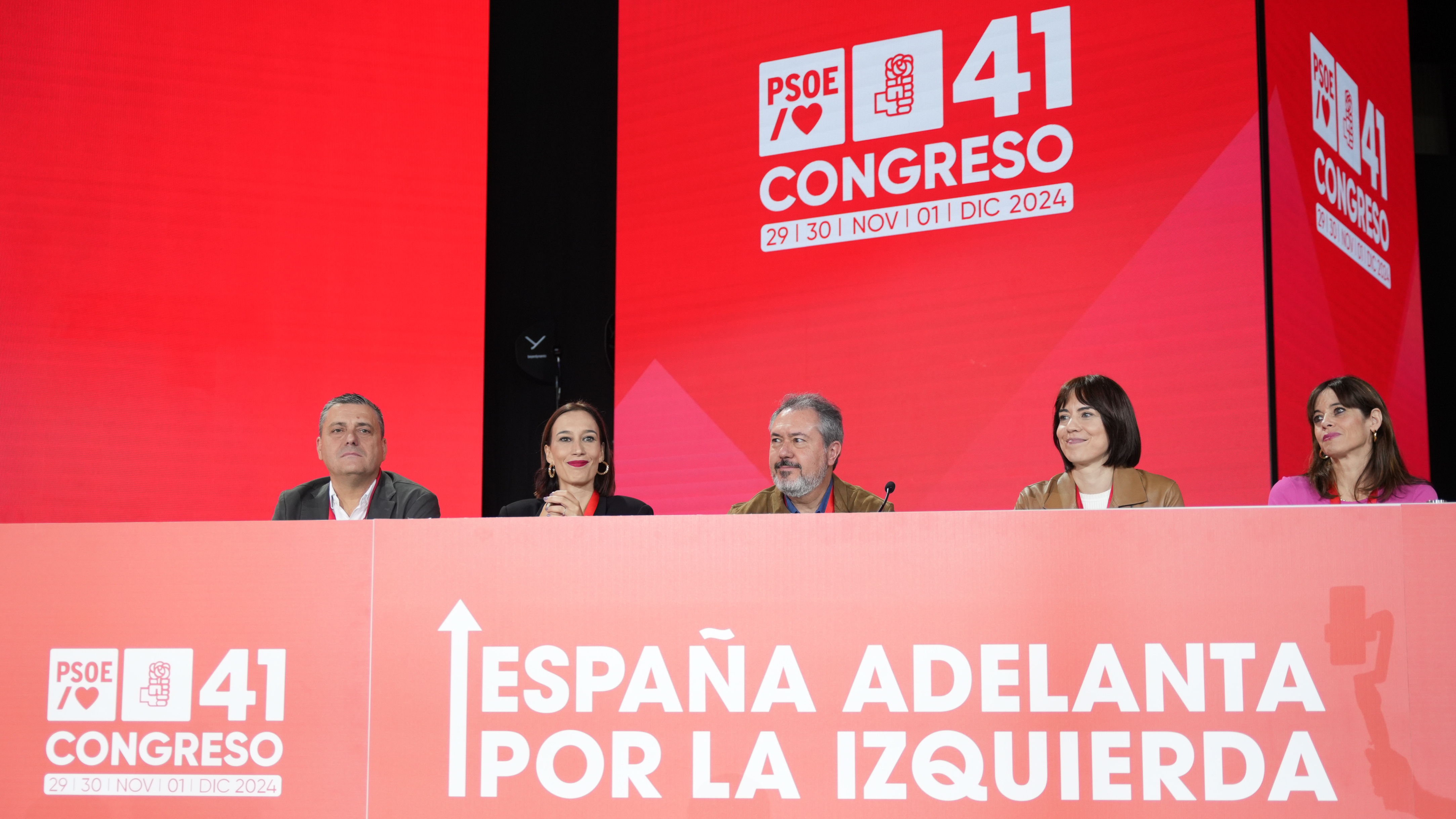 Snchez y su ejecutiva salen elegidos con el 90% de los votos del Congreso Federal del PSOE