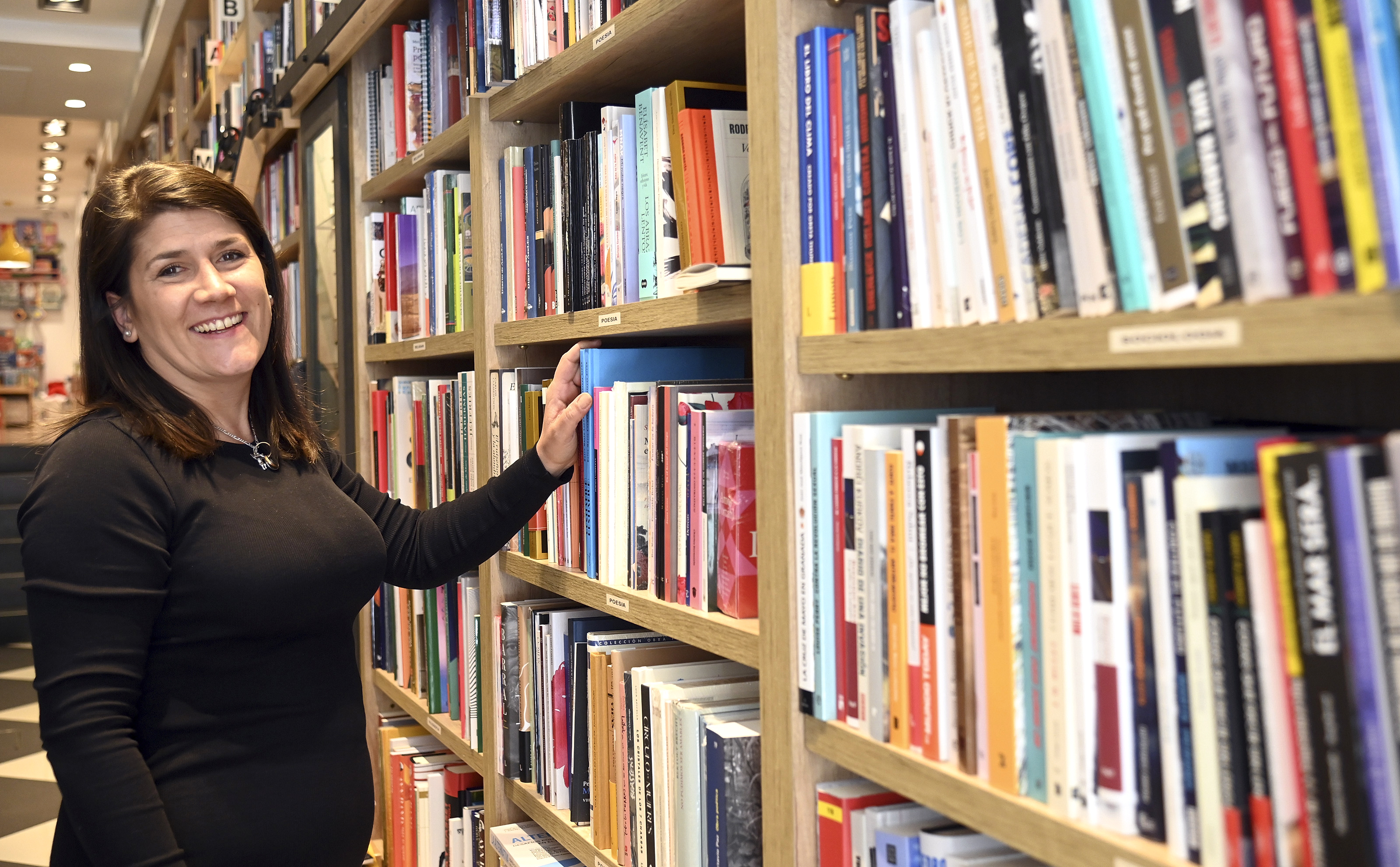 Lucía Alonso, la nueva gerente de la librería Hijos de Santiago Rodríguez.