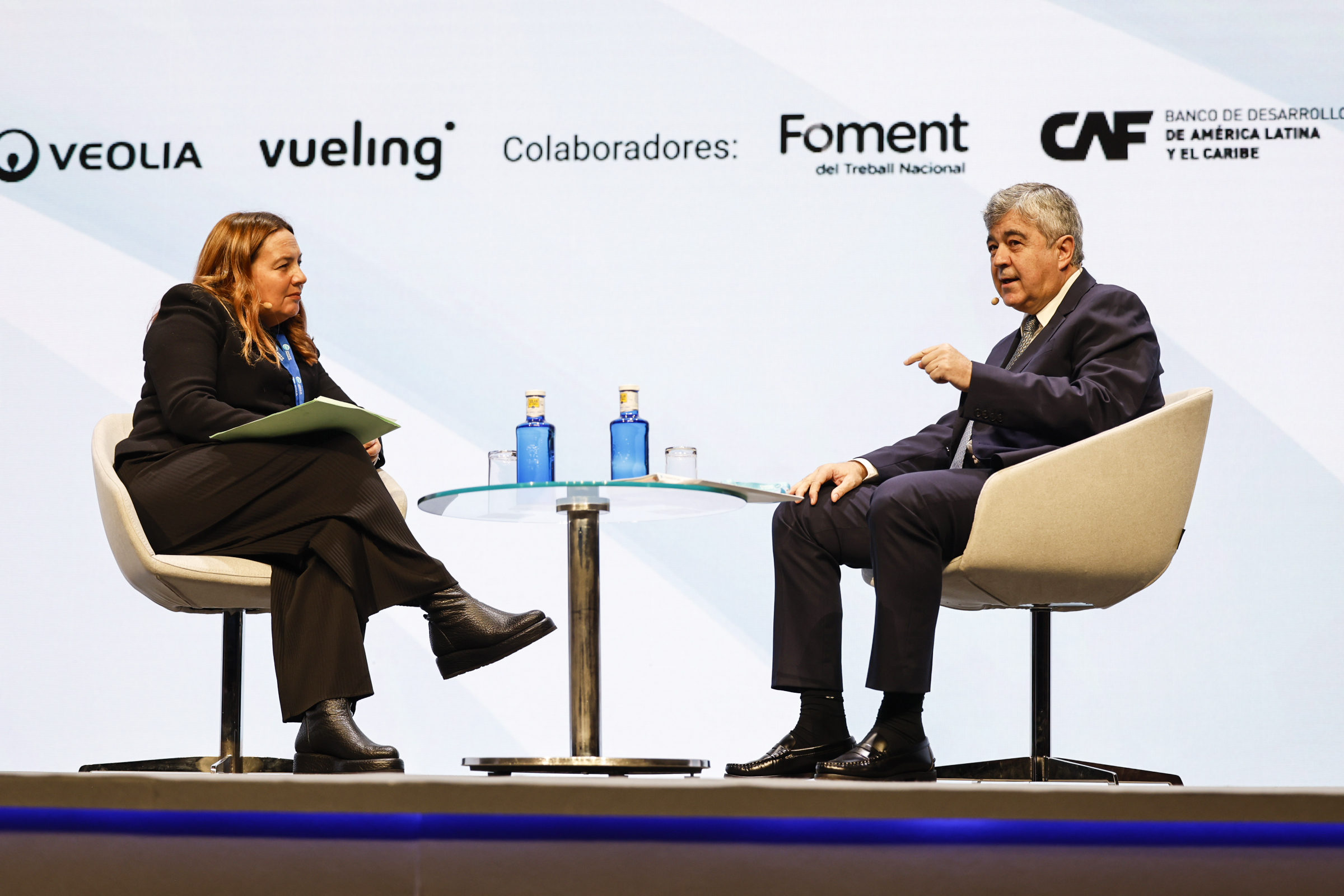 Intervención de Josep María Coronas, director general de la Fundación La Caixa, y Ana Pantaleoni, El País. 