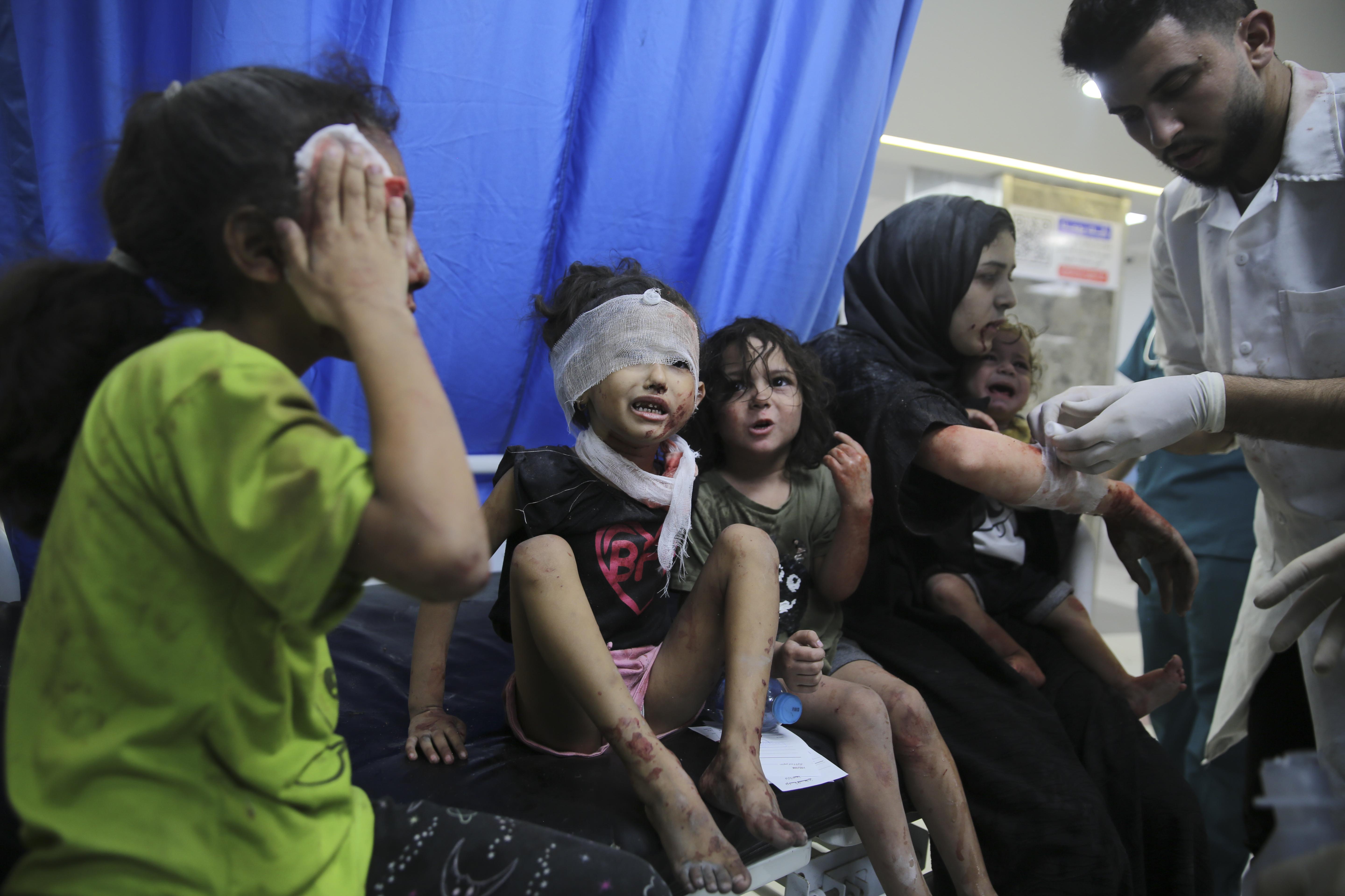 Guerra entre Israel y Gaza, en directo | Más de 2.800 muertos y casi 10.000 heridos desde el sábado