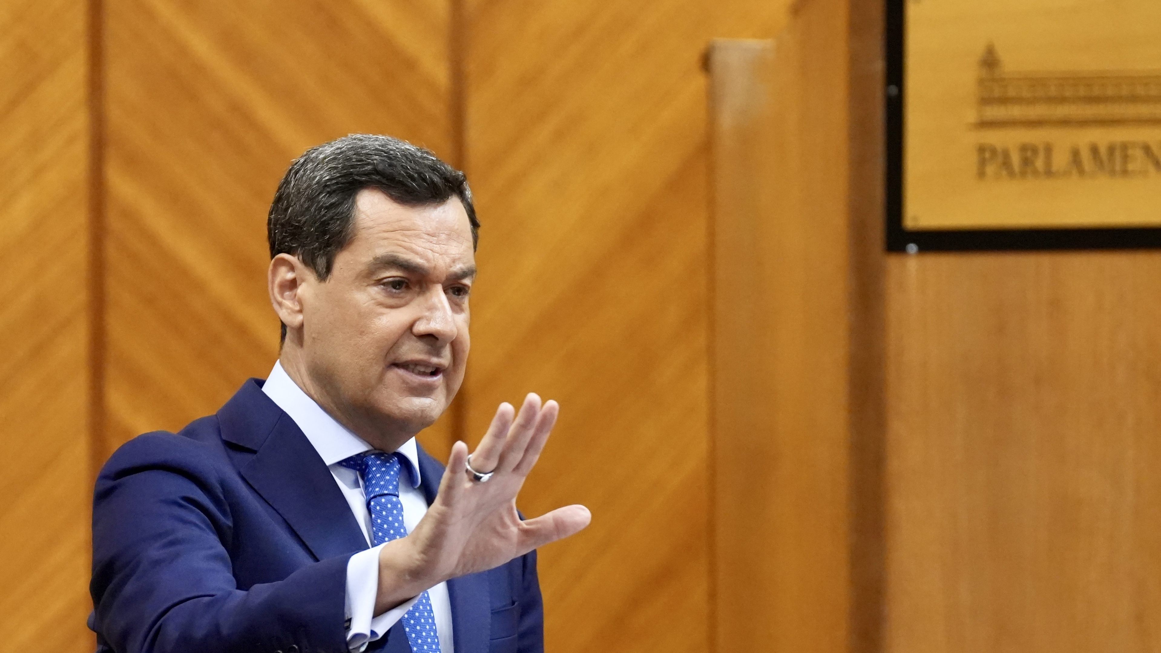 Juanma Moreno, este jueves en el pleno del Parlamento andaluz.