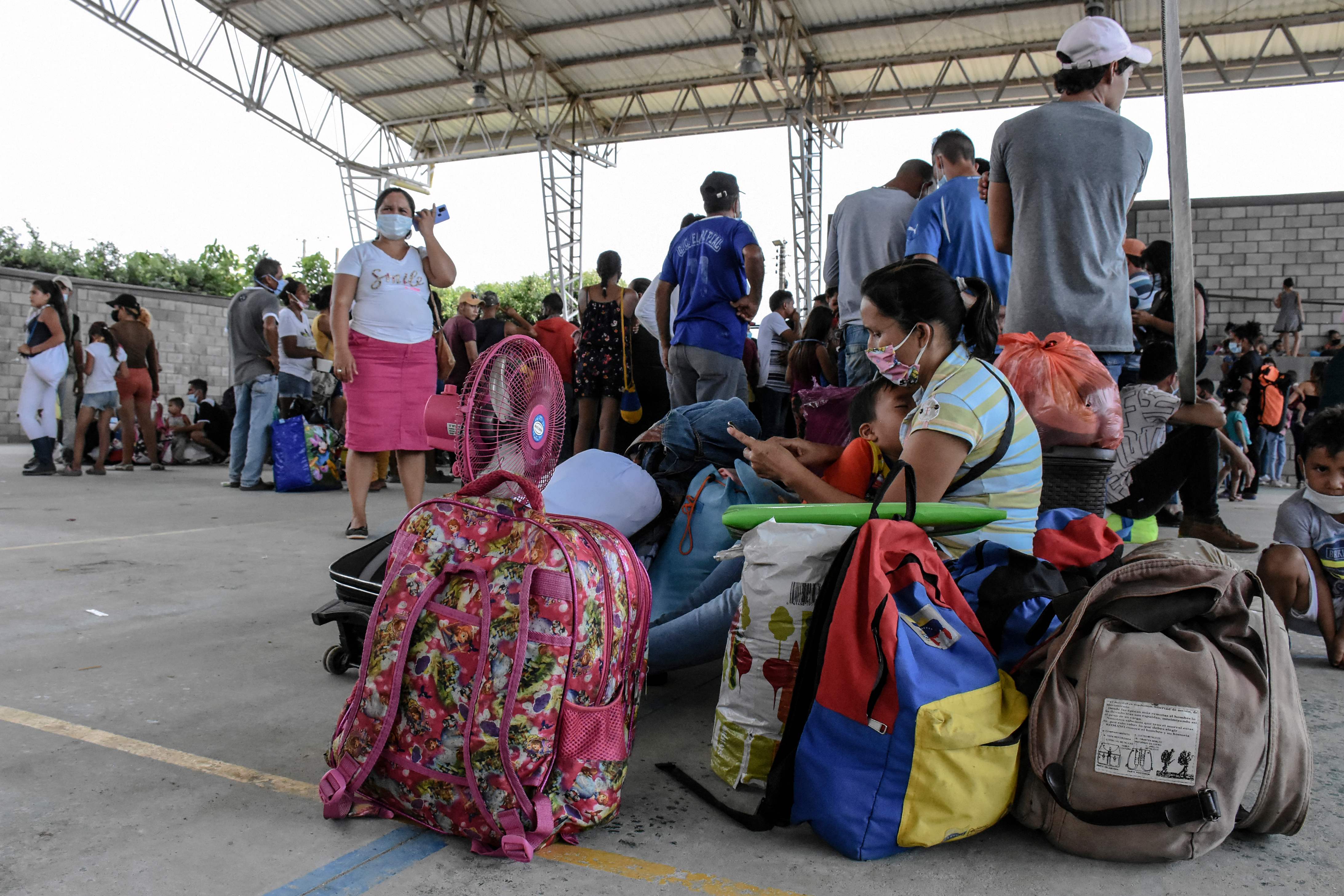 Conflito entre Exército venezuelano e grupos armados volta a ganhar força na fronteira com a Colômbia
