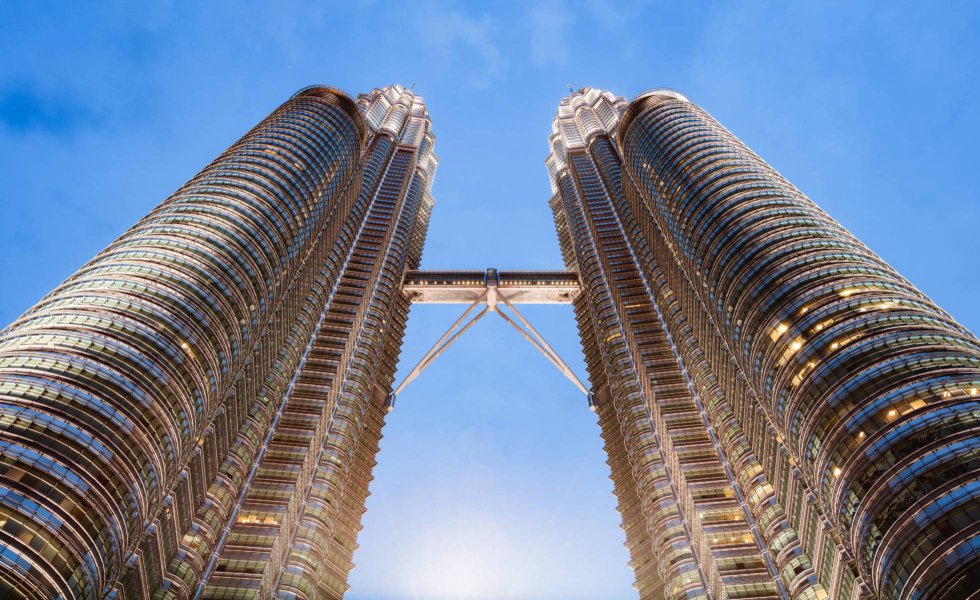 Finaliza la obra de la Torre Pelli y queda a la espera de la