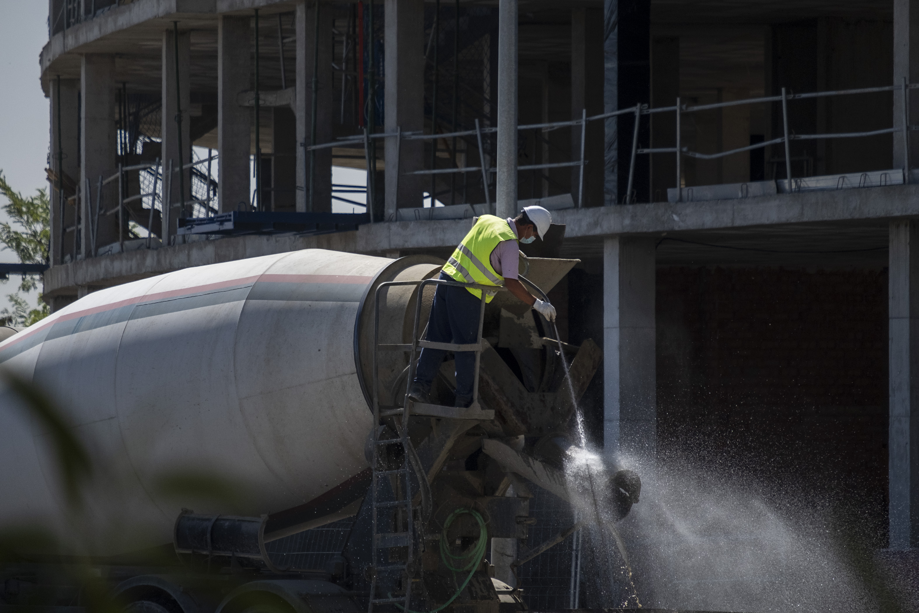 Más seguridad en el trabajo: las muertes caen un 16% respecto al año pasado