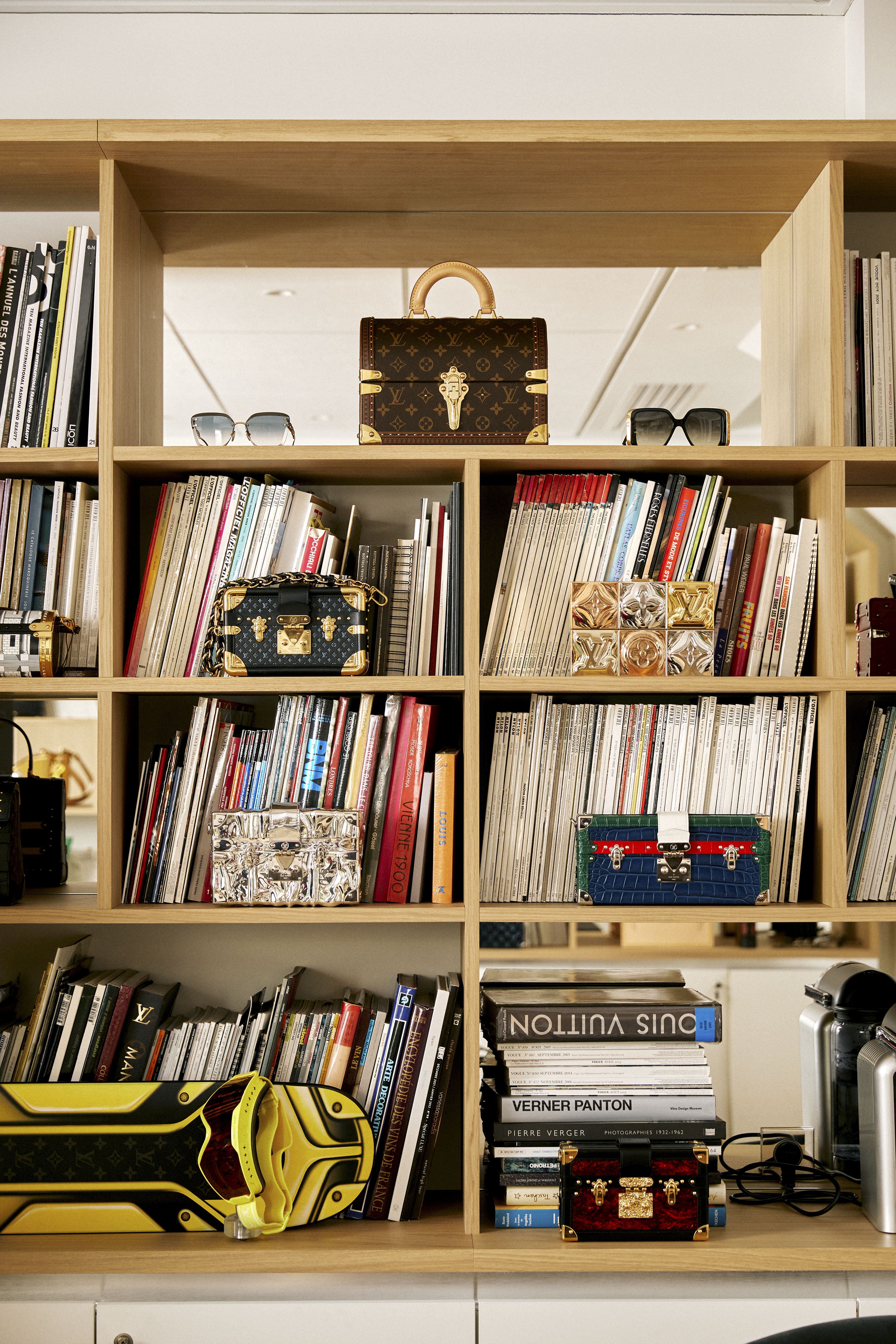 Louis Vuitton lanza una colección cápsula sobre Puerto Banús