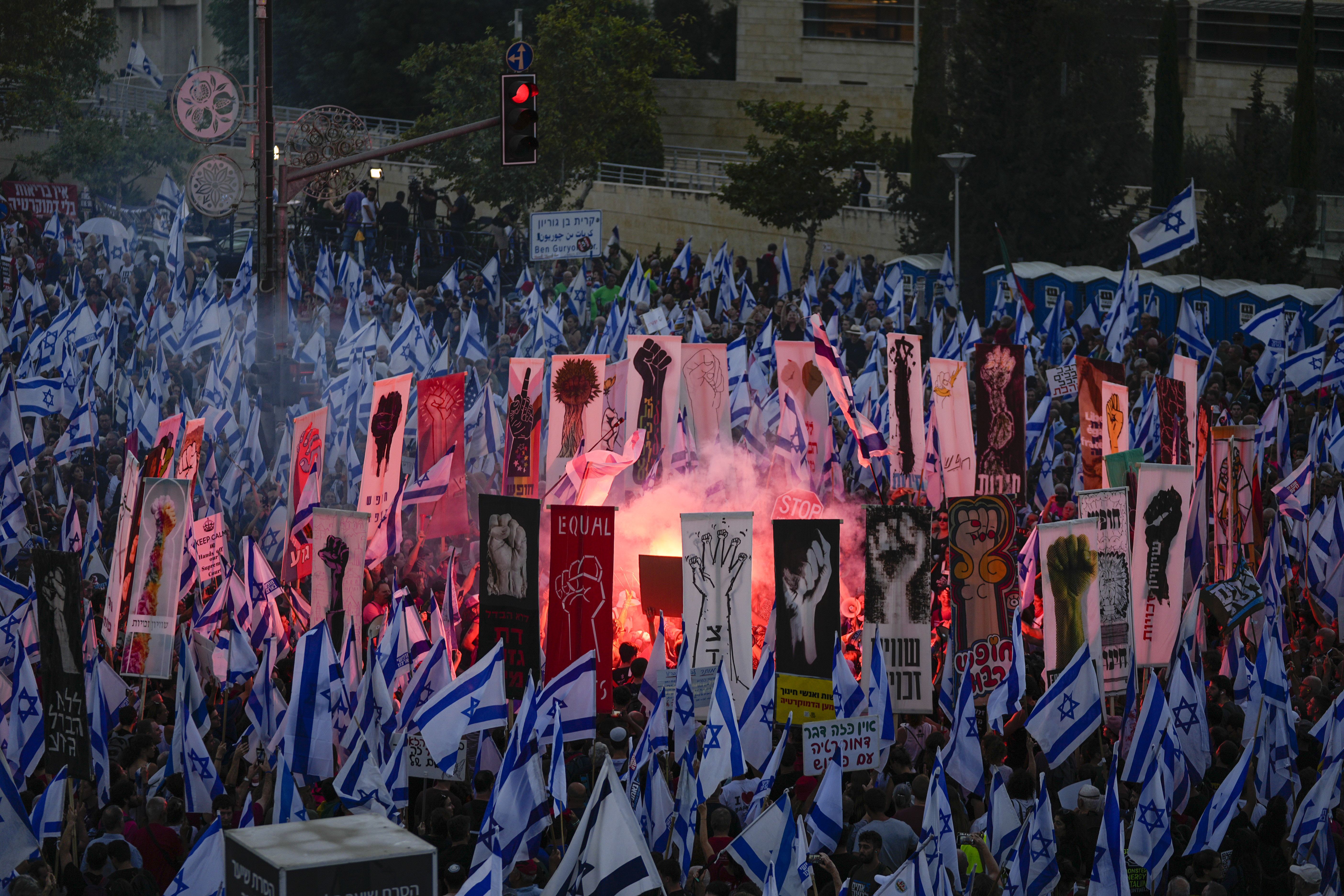 Manifestação em frente ao Supremo Tribunal, esta segunda-feira em Jerusalém.