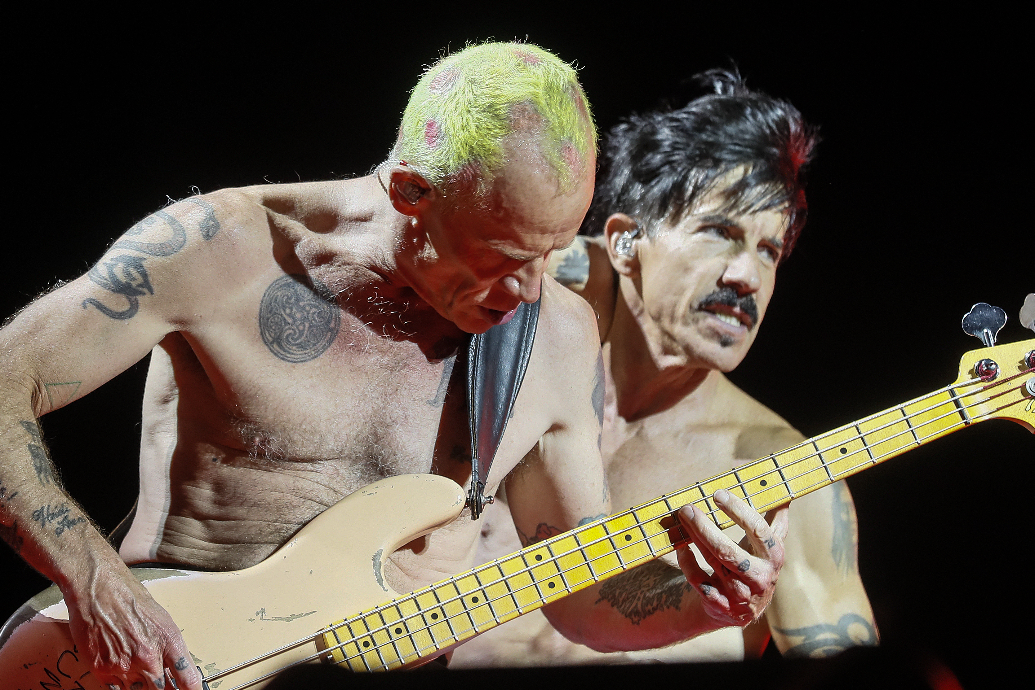 Red Hot Chili Peppers tatúan Sevilla con su músculo ‘funk’ rockero