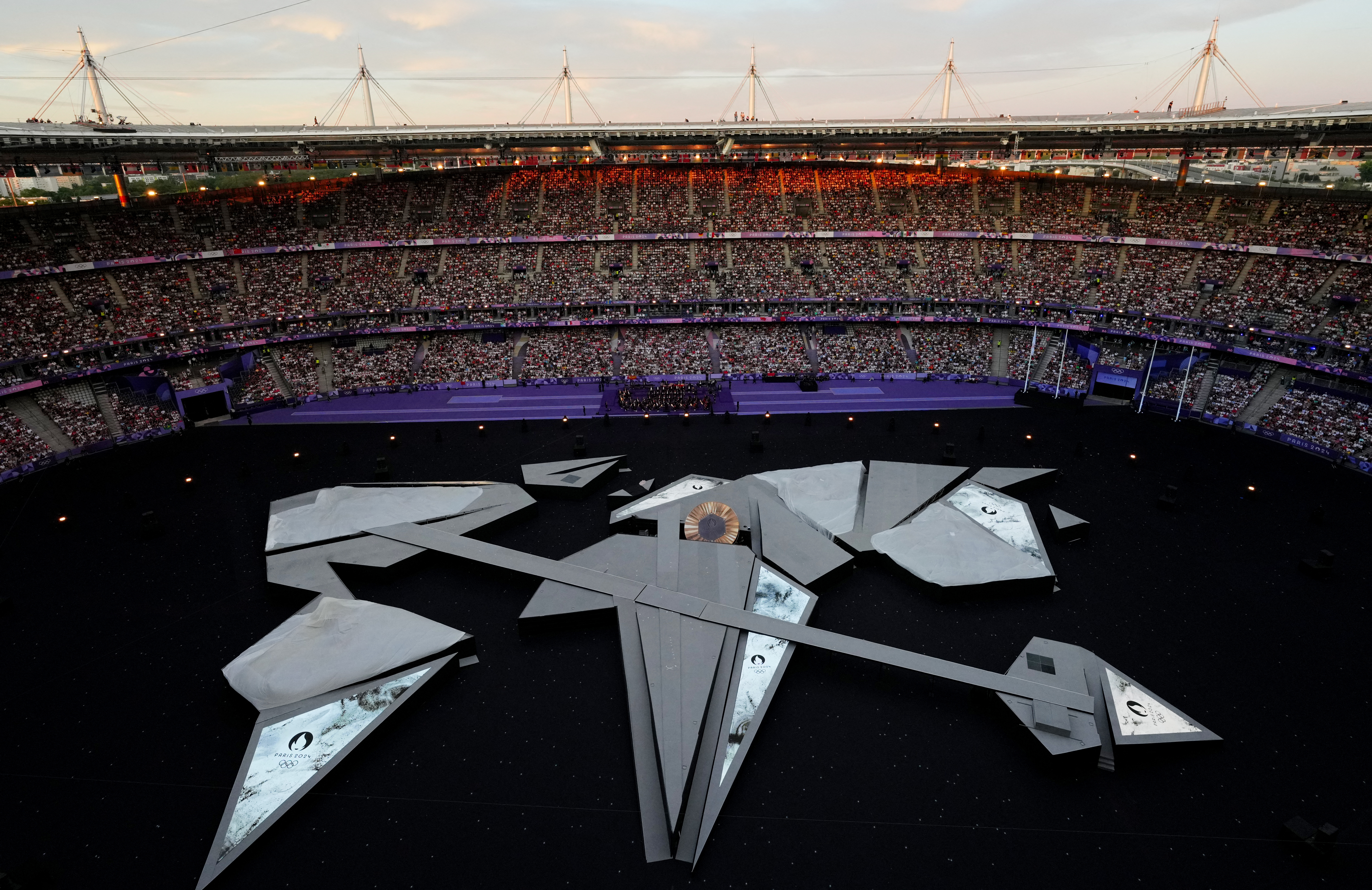 Paris 2024 Olympics - Ceremonies - Paris 2024 Closing Ceremony - Stade de France, Saint-Denis, France - August 11, 2024. General view during the closing ceremony. REUTERS/Pawel Kopczynski