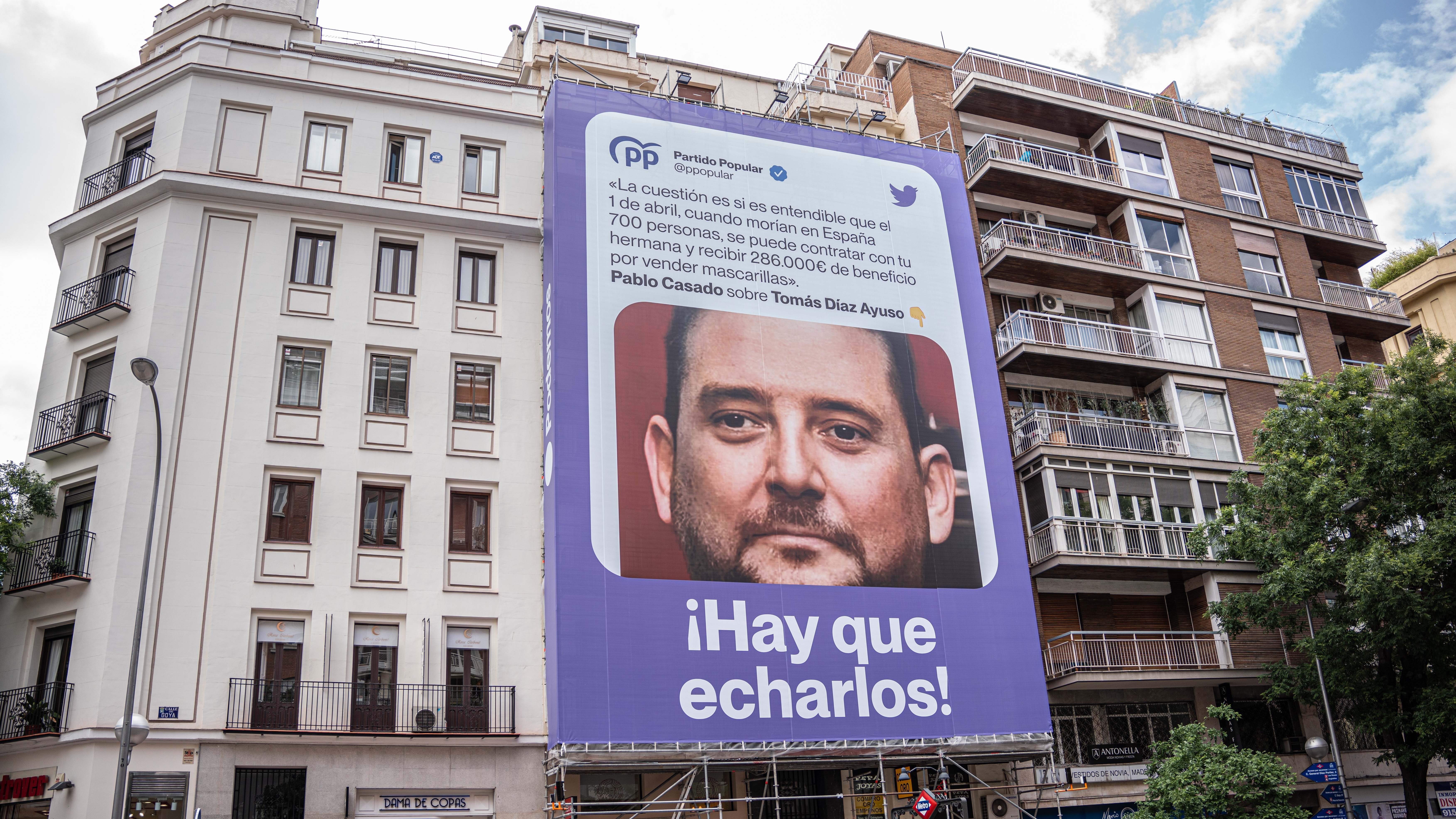 A la espera de un conejo en la chistera