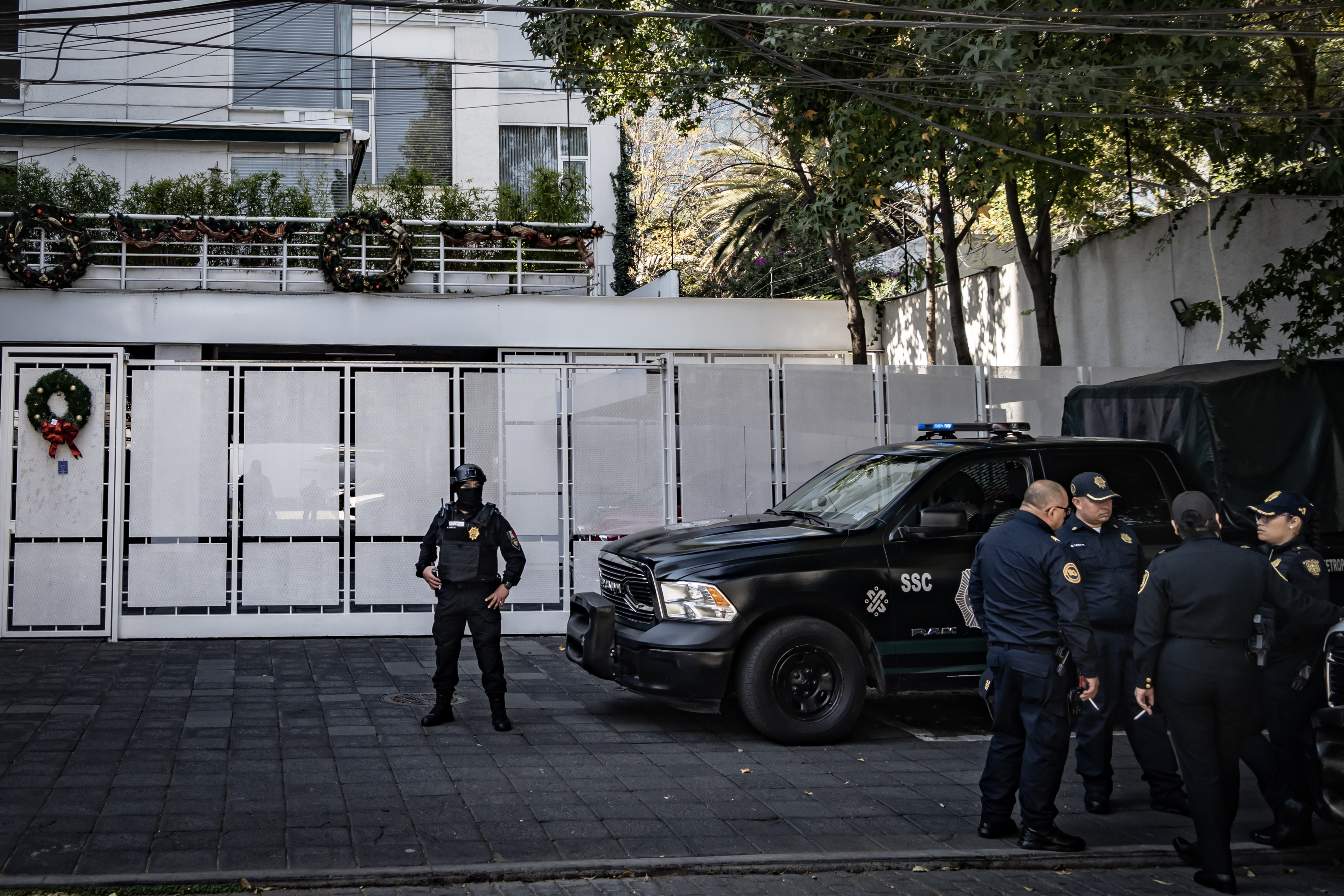 Un juez condena a cuatro mujeres a m s de tres a os en libertad