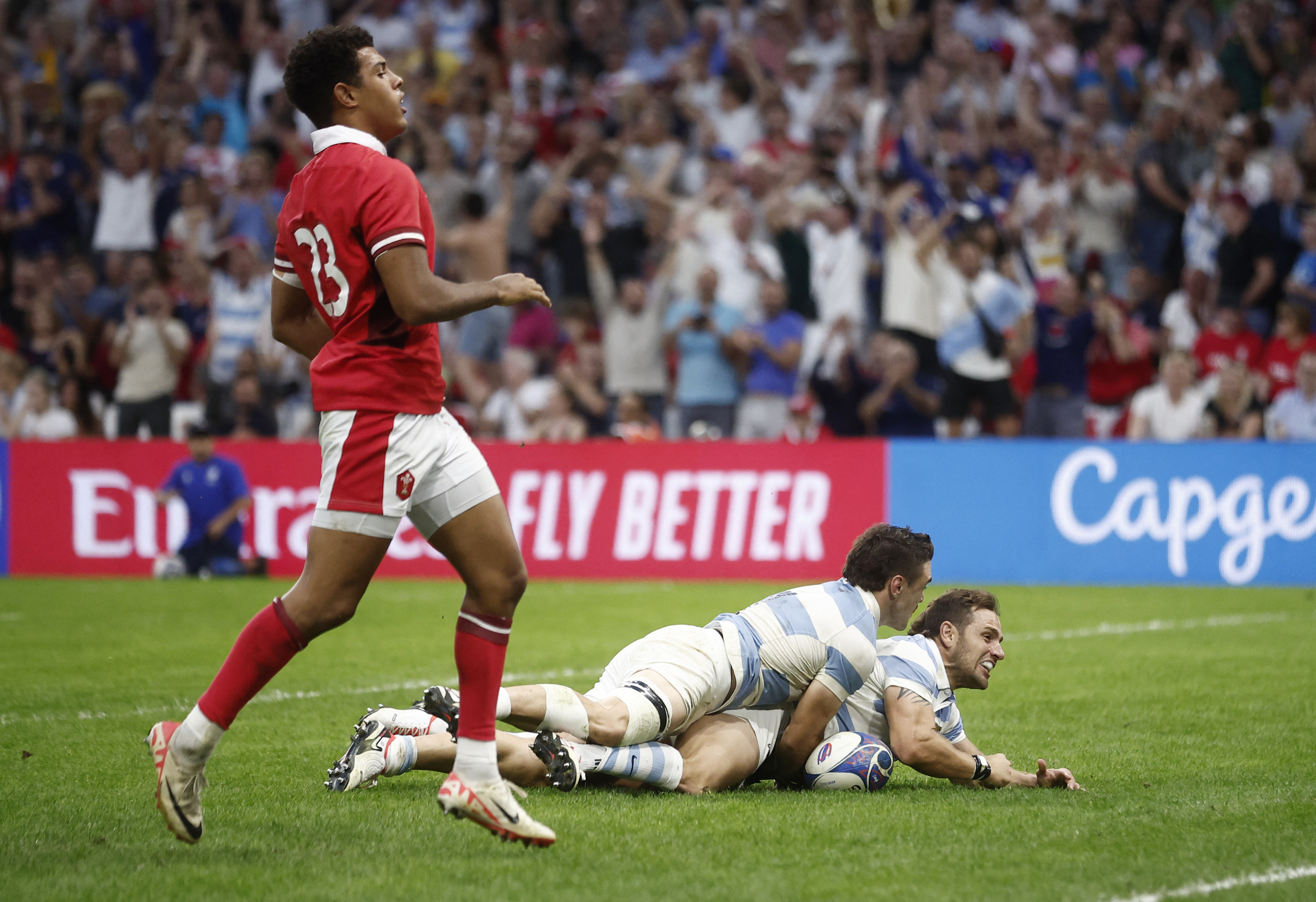 El rugby emocional de Argentina vale unas semifinales del Mundial
