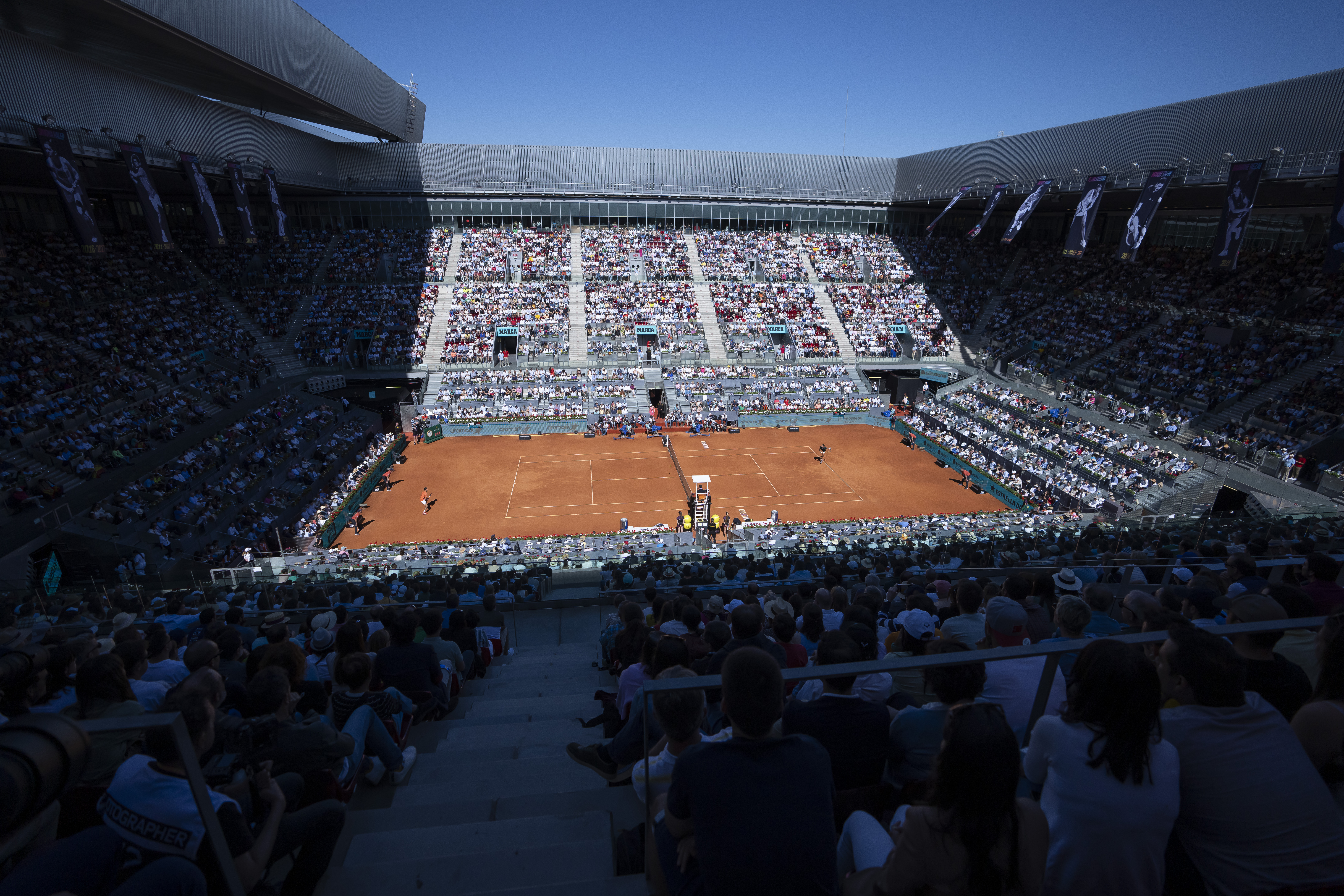 Motear Cantidad de Intentar Djokovic - Alcaraz, en el Mutua Madrid Open: el partido de semifinales, en  imágenes | Fotos | Deportes | EL PAÍS