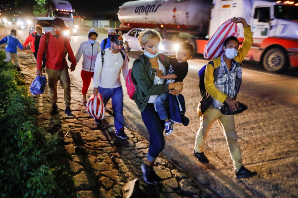 La nueva caravana de migrantes de Honduras en im genes Fotos