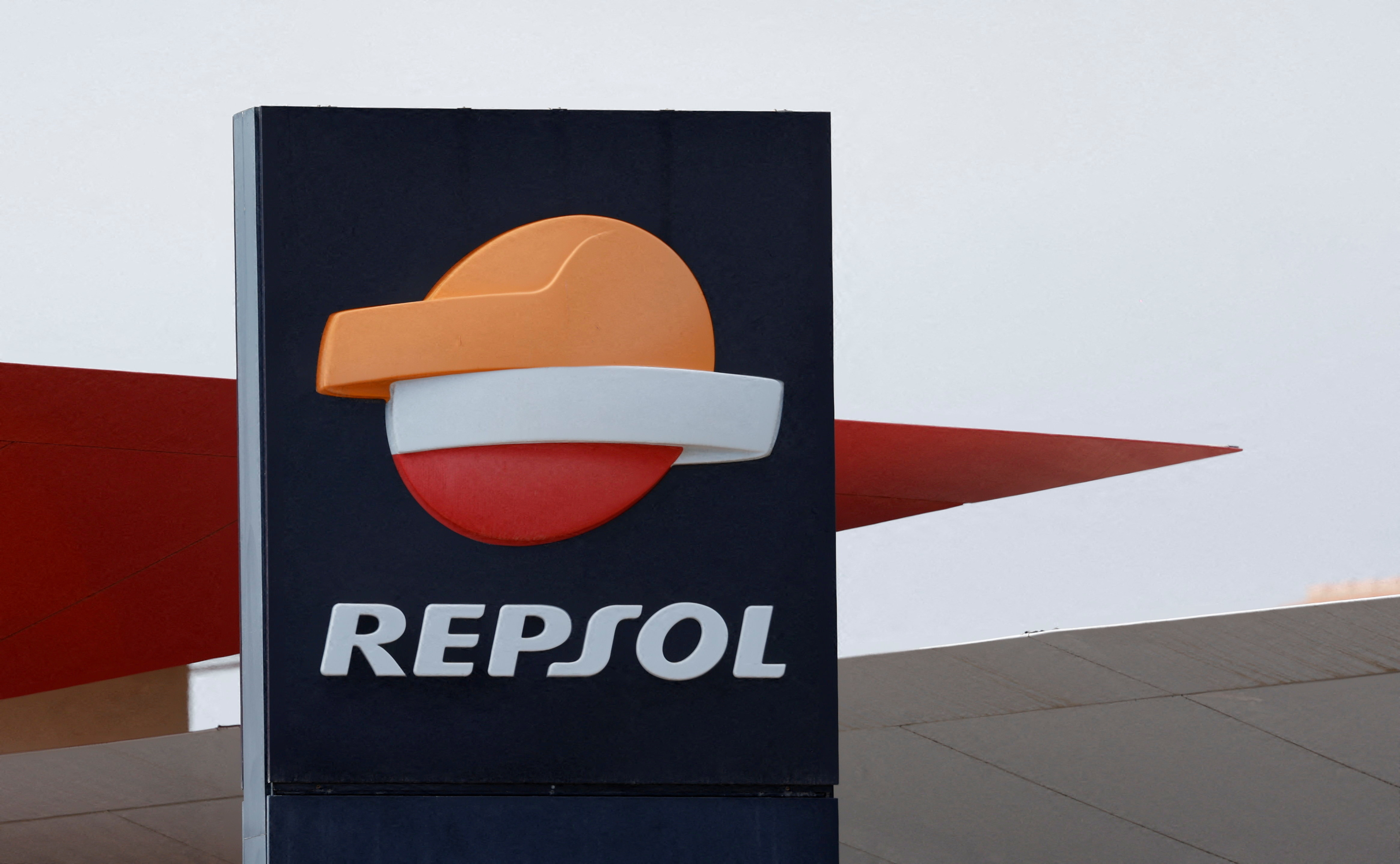 Repsol vende todos sus activos fósiles en Canadá por casi 440 millones