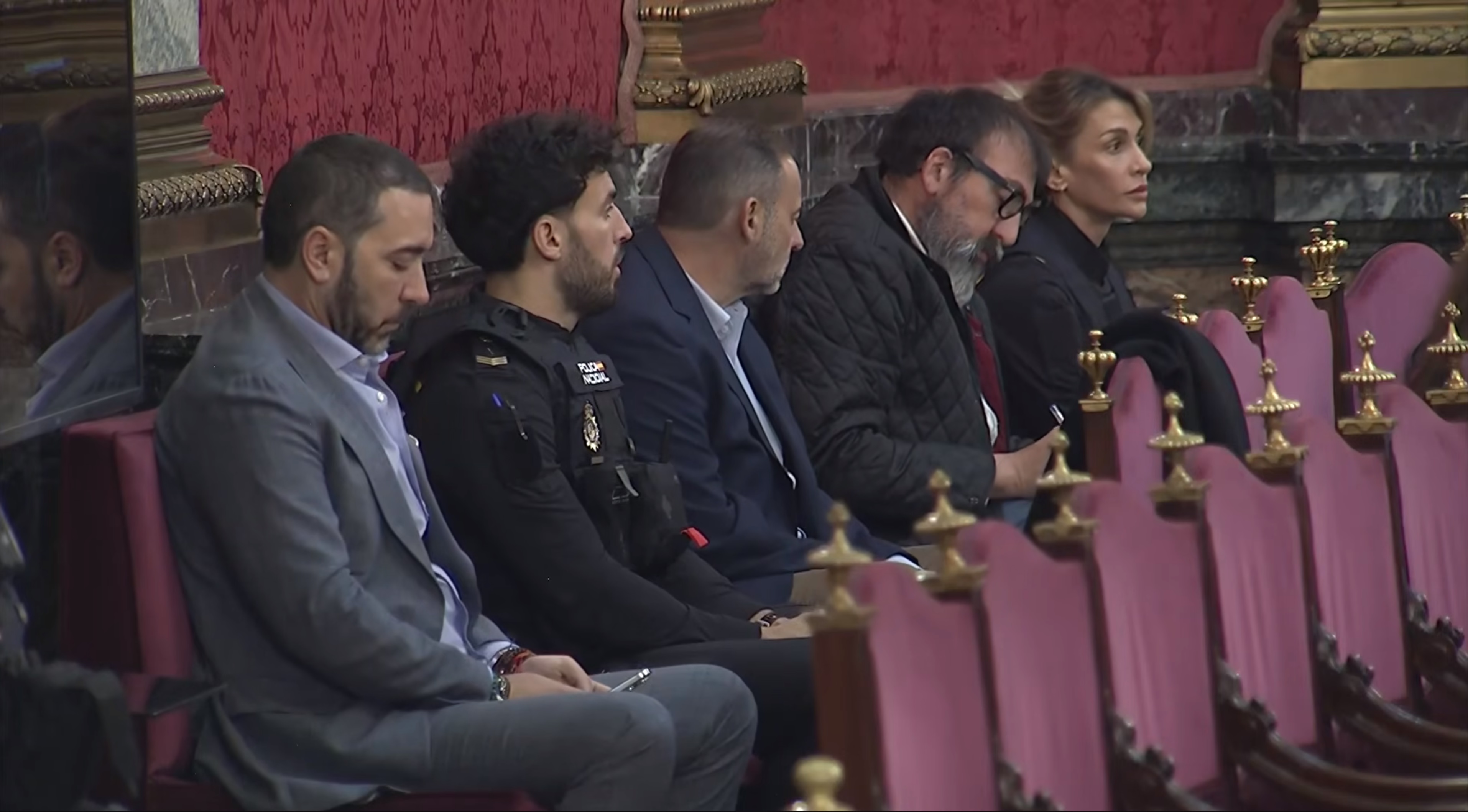 Víctor Aldama, José Luis Ábalos y Koldo García, en el juicio del 'caso Mascarillas', en una señal del Tribunal Supremo