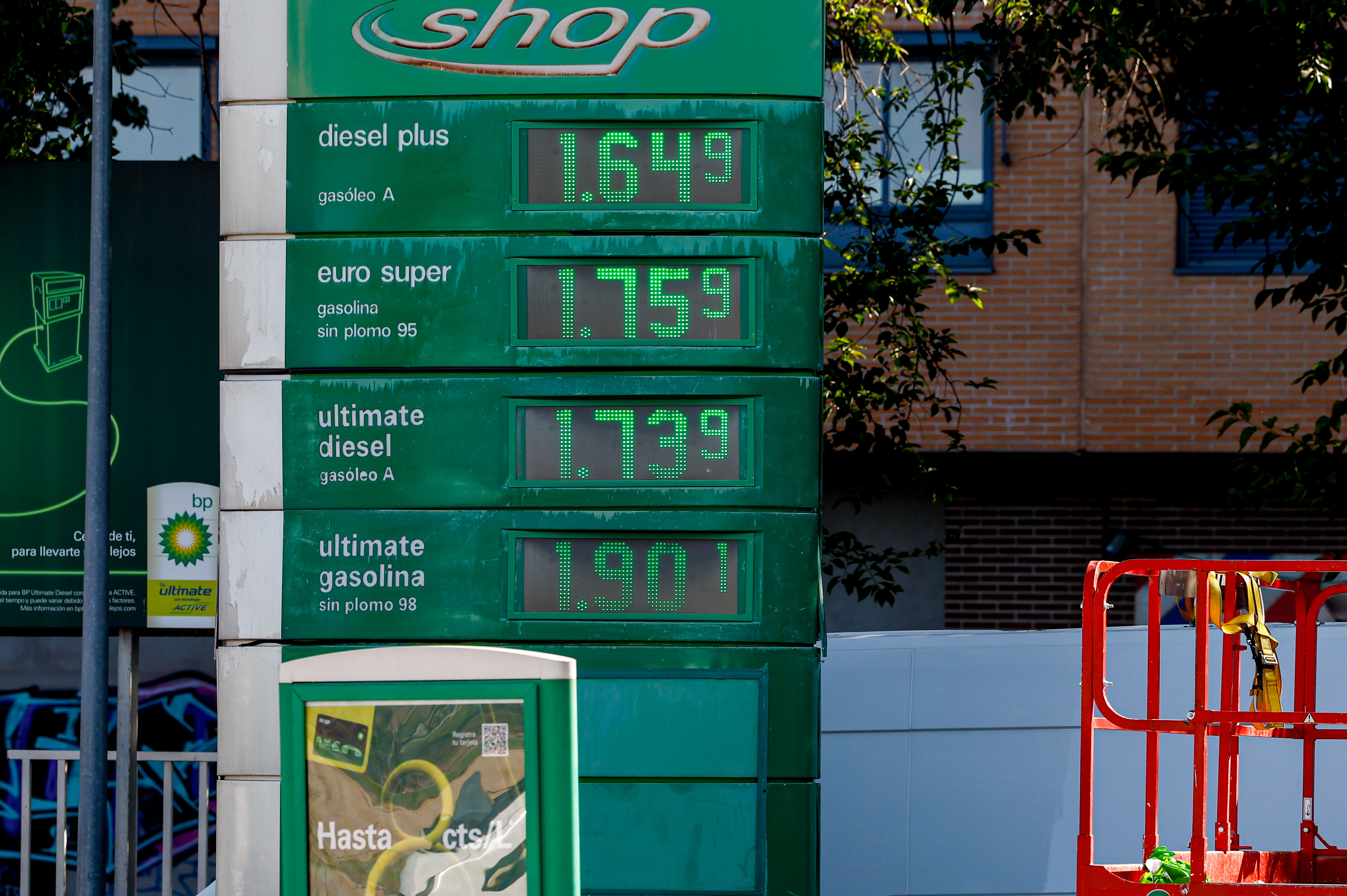 El gasóleo estrena agosto superando la barrera de 1,5 euros por litro