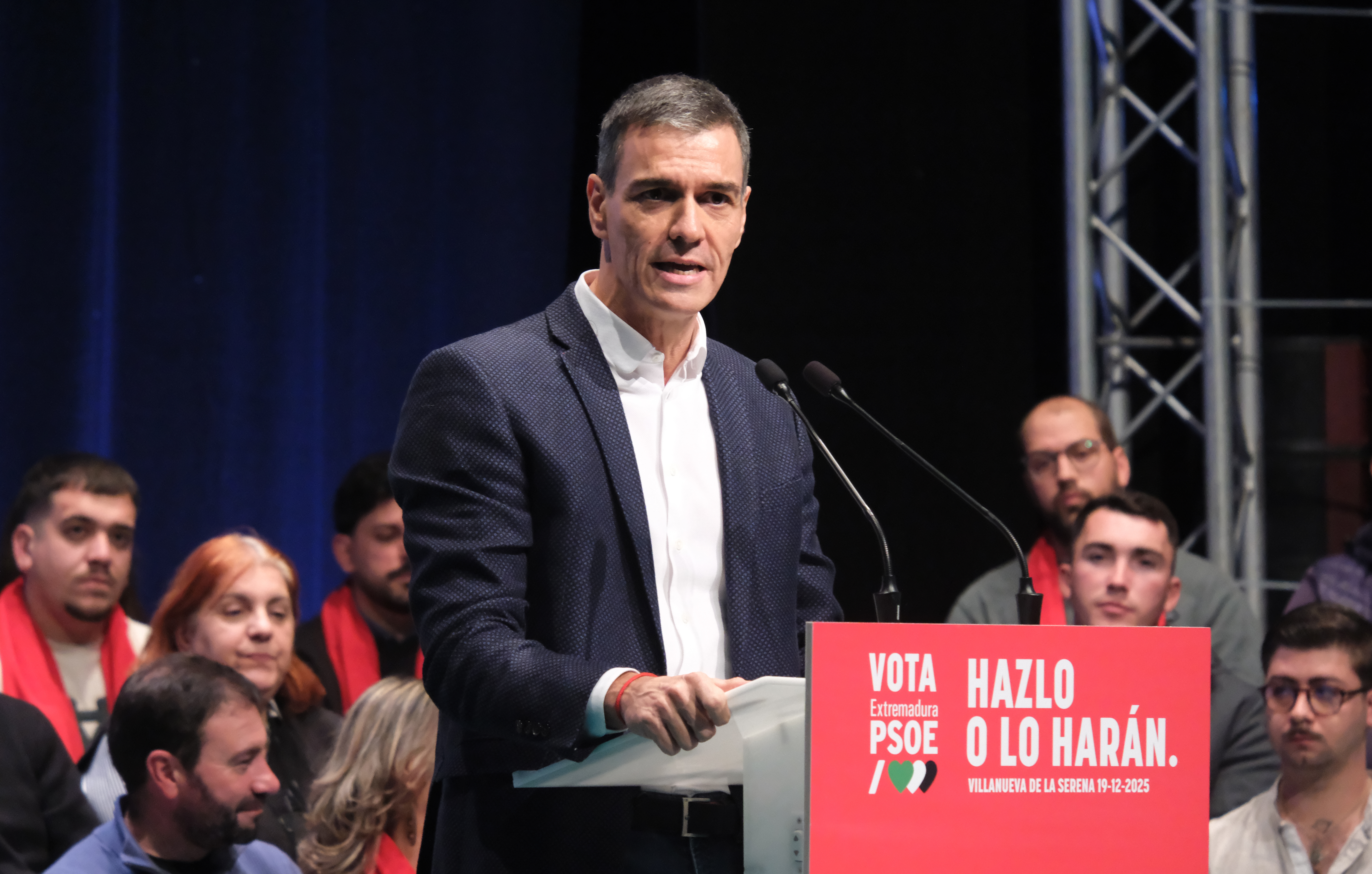 Pedro Sánchez, durante su intervención en Villanueva de la Serena (Badajoz).