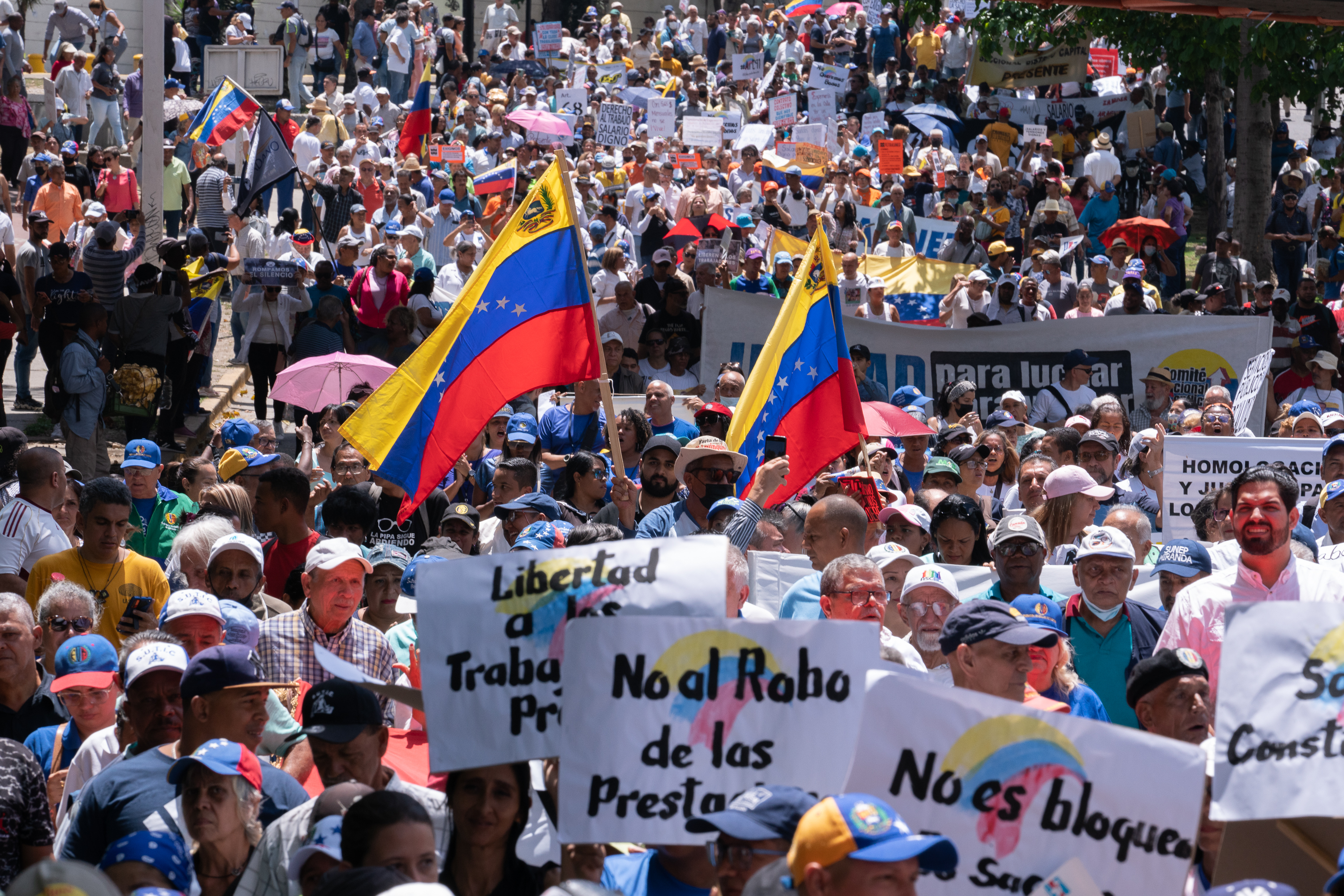 O protesto pelo Dia do Trabalho nas ruas de Caracas.
