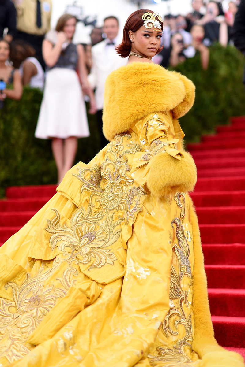 Recuerdan el vestido amarillo de Rihanna? Aquel día cambió la vida de su  diseñadora para siempre