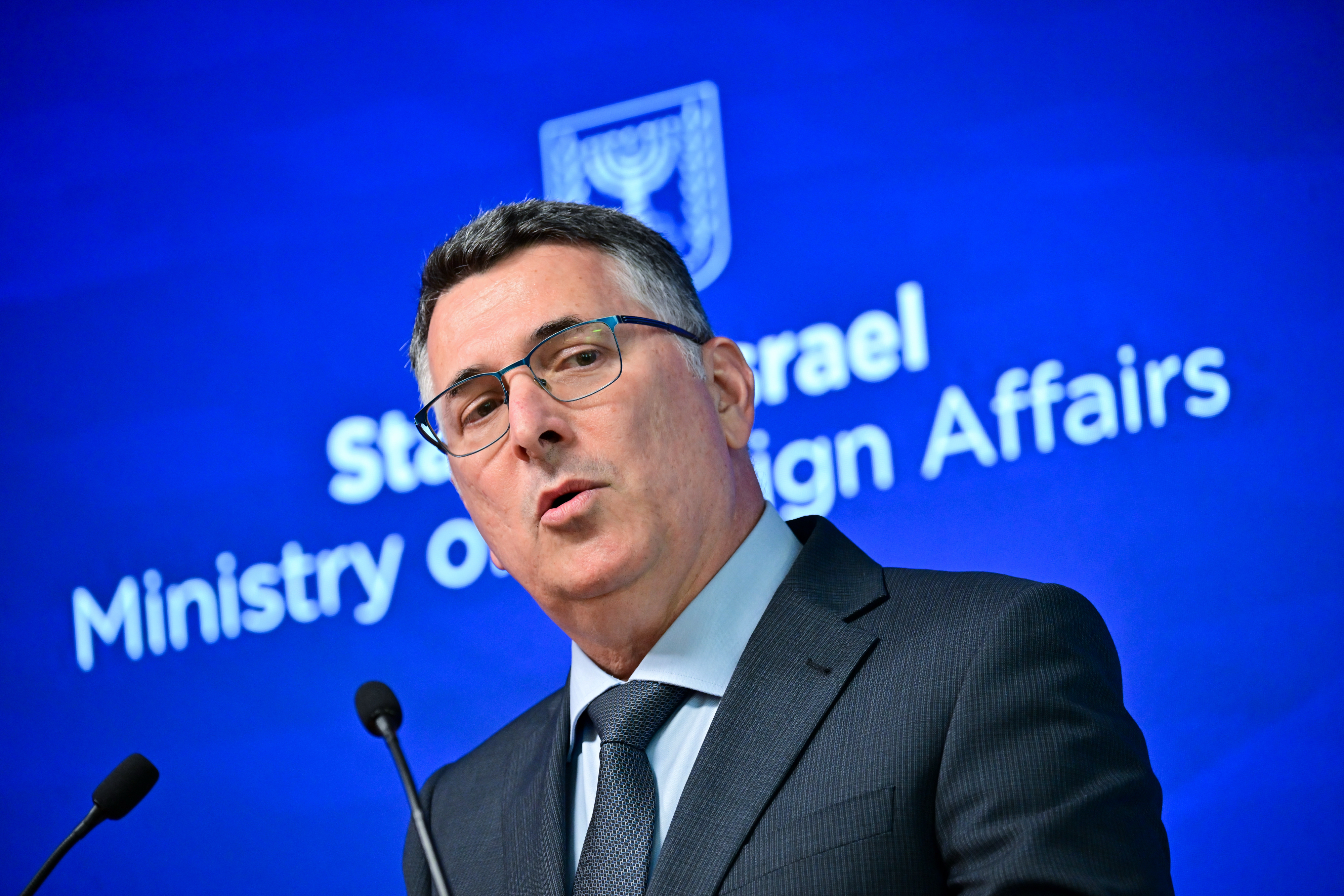 El ministro israelí, Gideon Saar, en una rueda de prensa, el pasado 10 de marzo, en Tel Aviv.