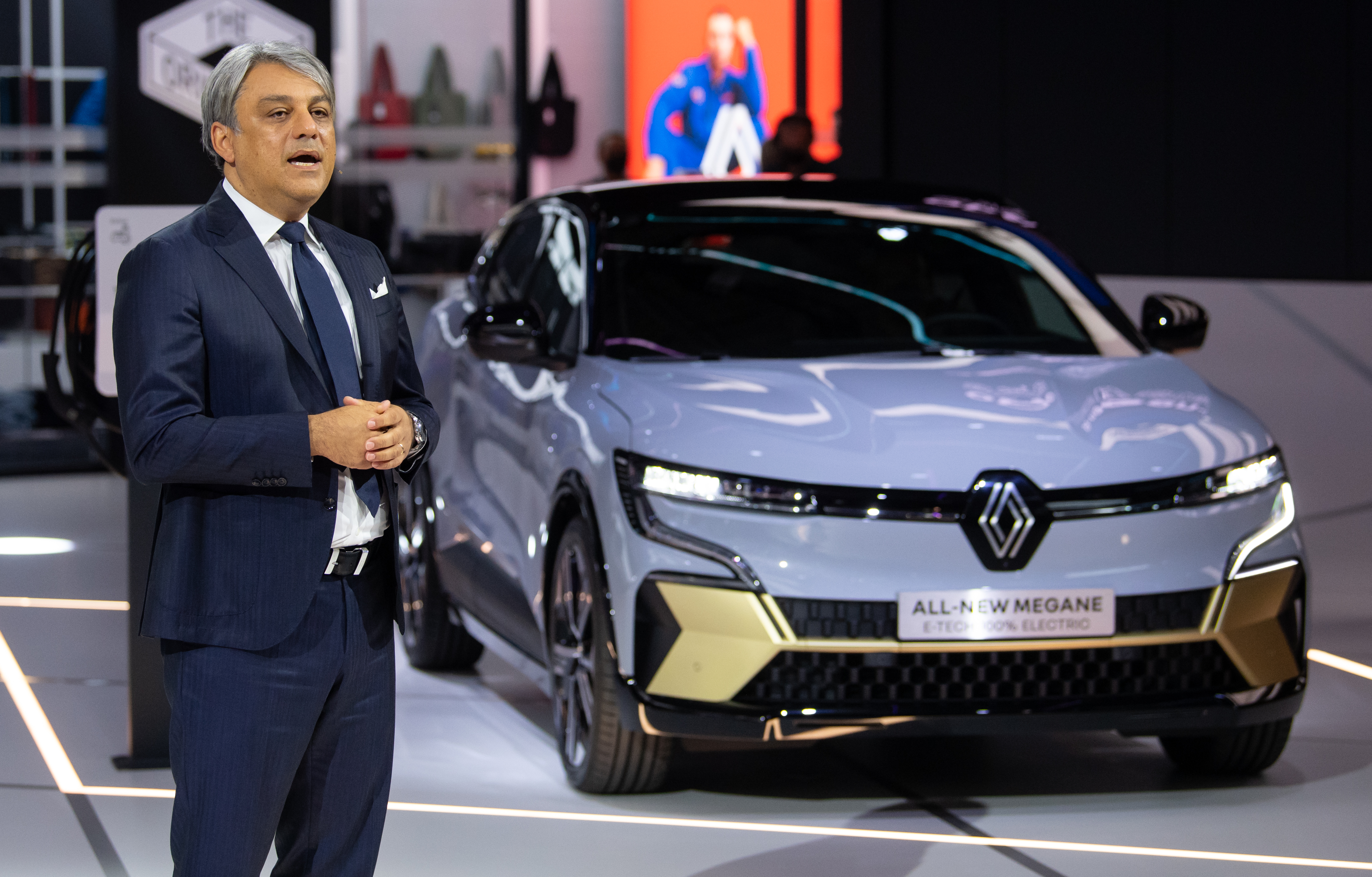 Renault deja para 2024 la salida a Bolsa de su división de vehículos eléctricos Ampere