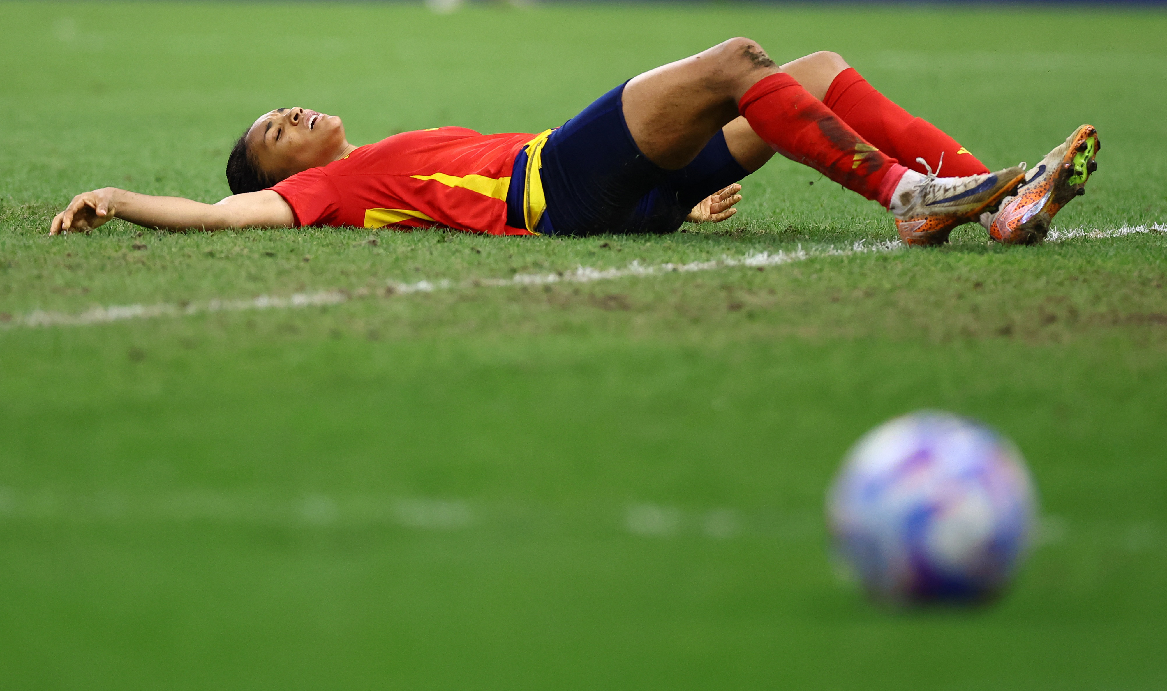 Paris 2024 Olympics - Football - Women's Semi-final - Brazil vs Spain - Marseille Stadium, Marseille, France - August 06, 2024. Salma Paralluelo of Spain reacts. REUTERS/Luisa Gonzalez